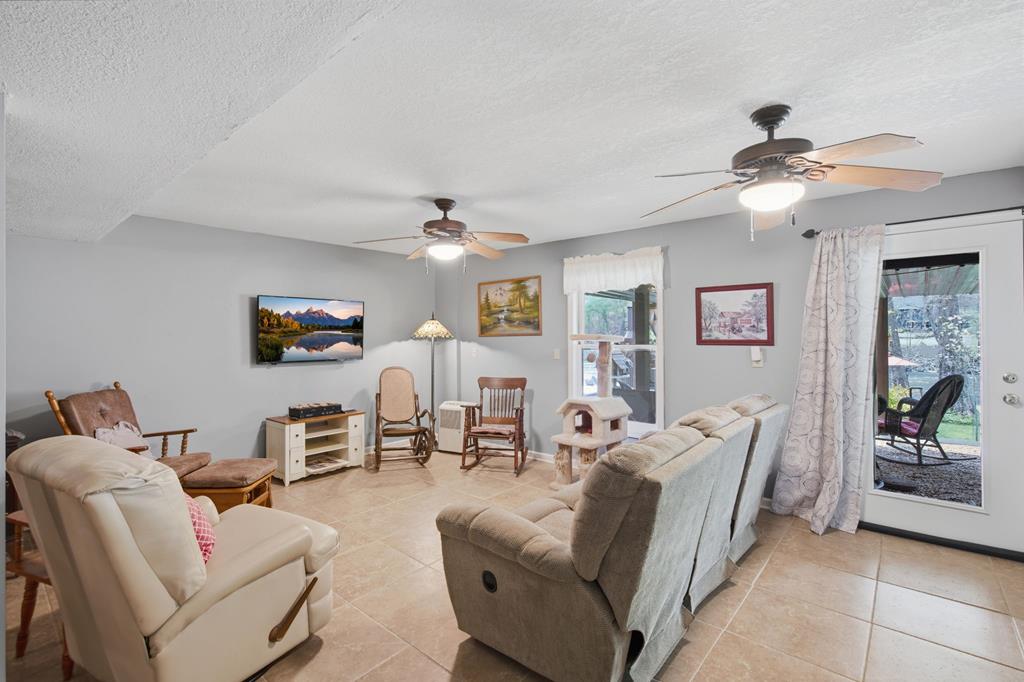 Ellijay, Georgia, 30540, United States, 3 Bedrooms Bedrooms, ,3 BathroomsBathrooms,Residential,For Sale,2034998