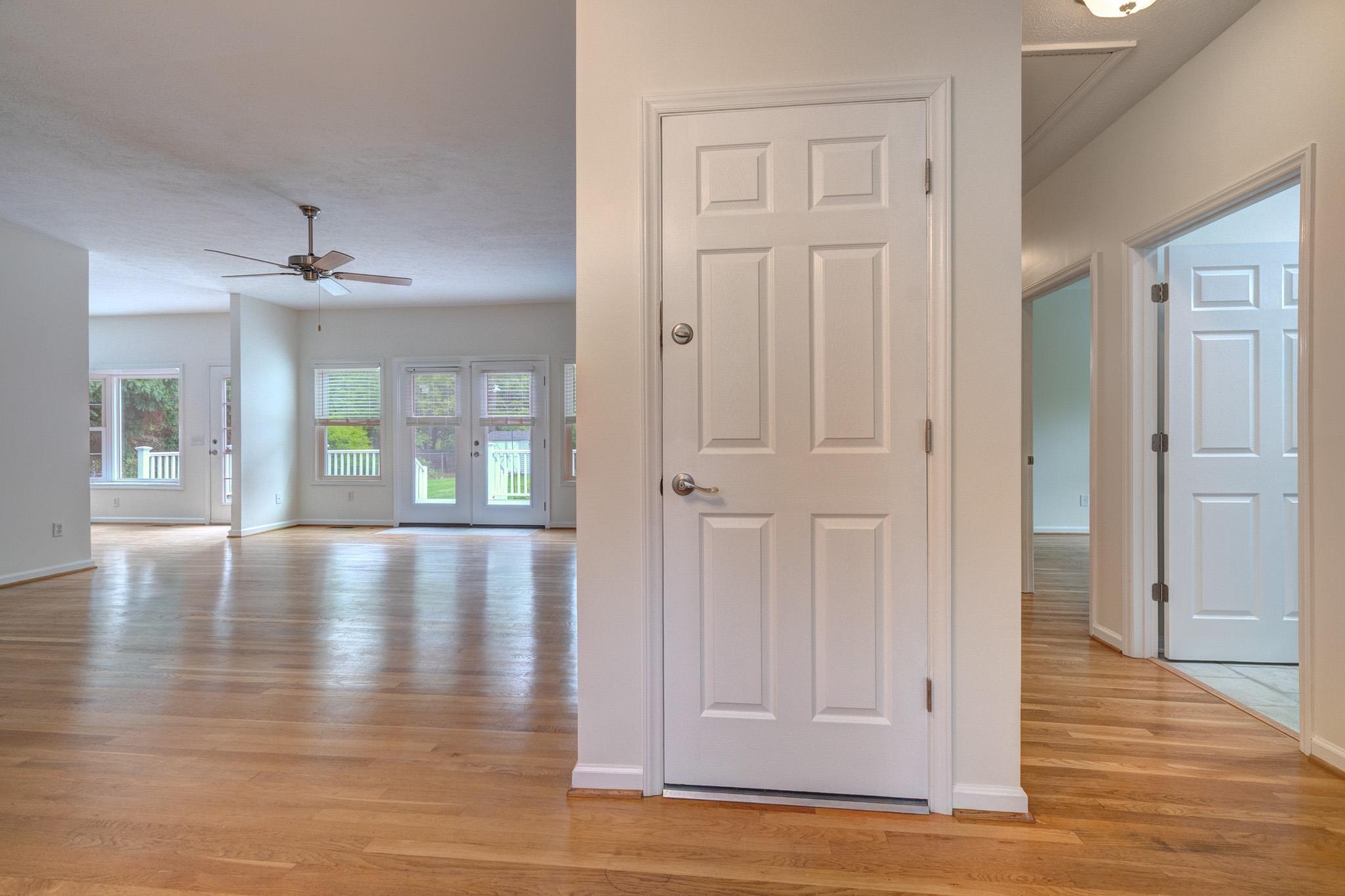 Blacksburg, Virginia, 24060, United States, 4 Bedrooms Bedrooms, ,3 BathroomsBathrooms,Residential,For Sale,1847433