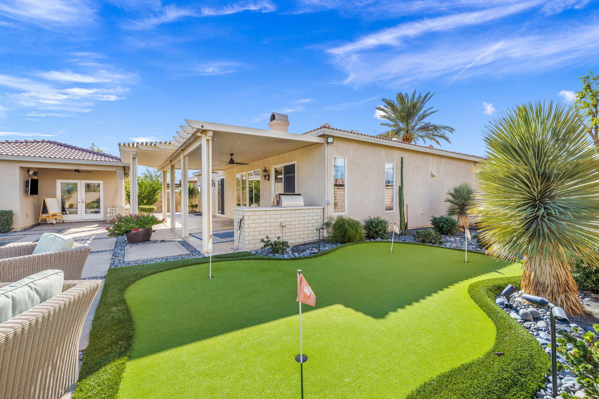 La Quinta, California, 92253, United States, 5 Bedrooms Bedrooms, ,3 BathroomsBathrooms,Residential,For Sale,1998389