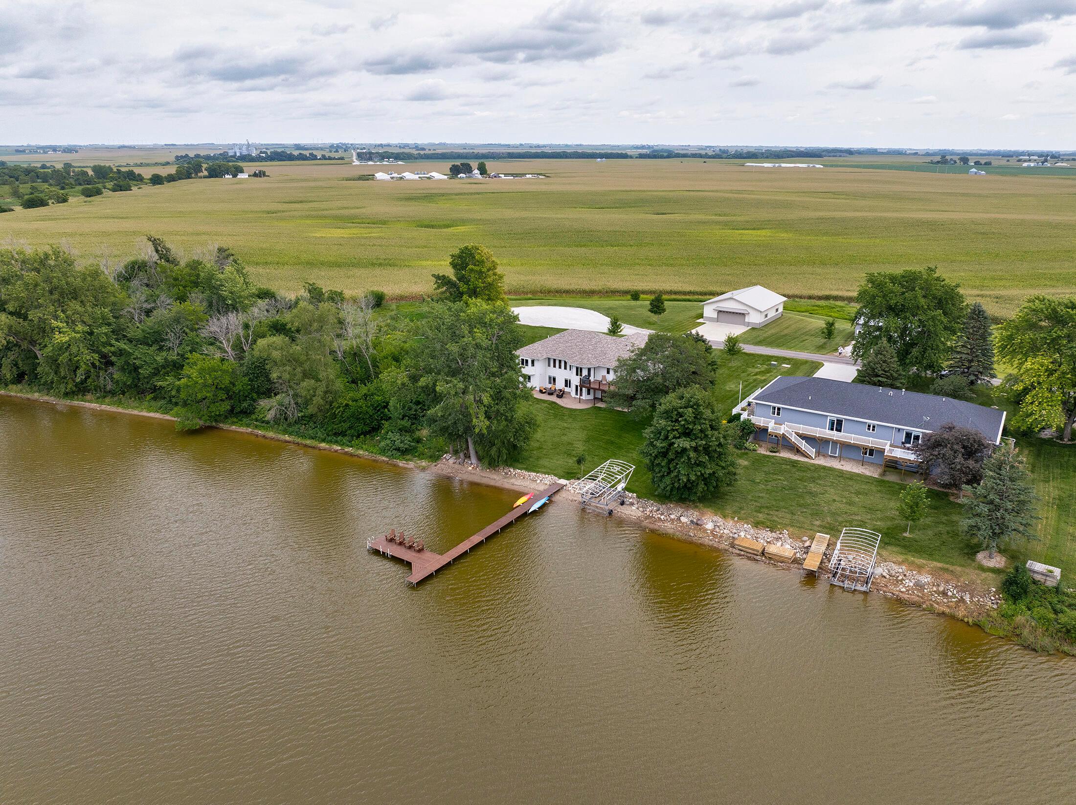Jewell, Iowa, 50130, United States, 3 Bedrooms Bedrooms, ,4 BathroomsBathrooms,Residential,For Sale,1922792