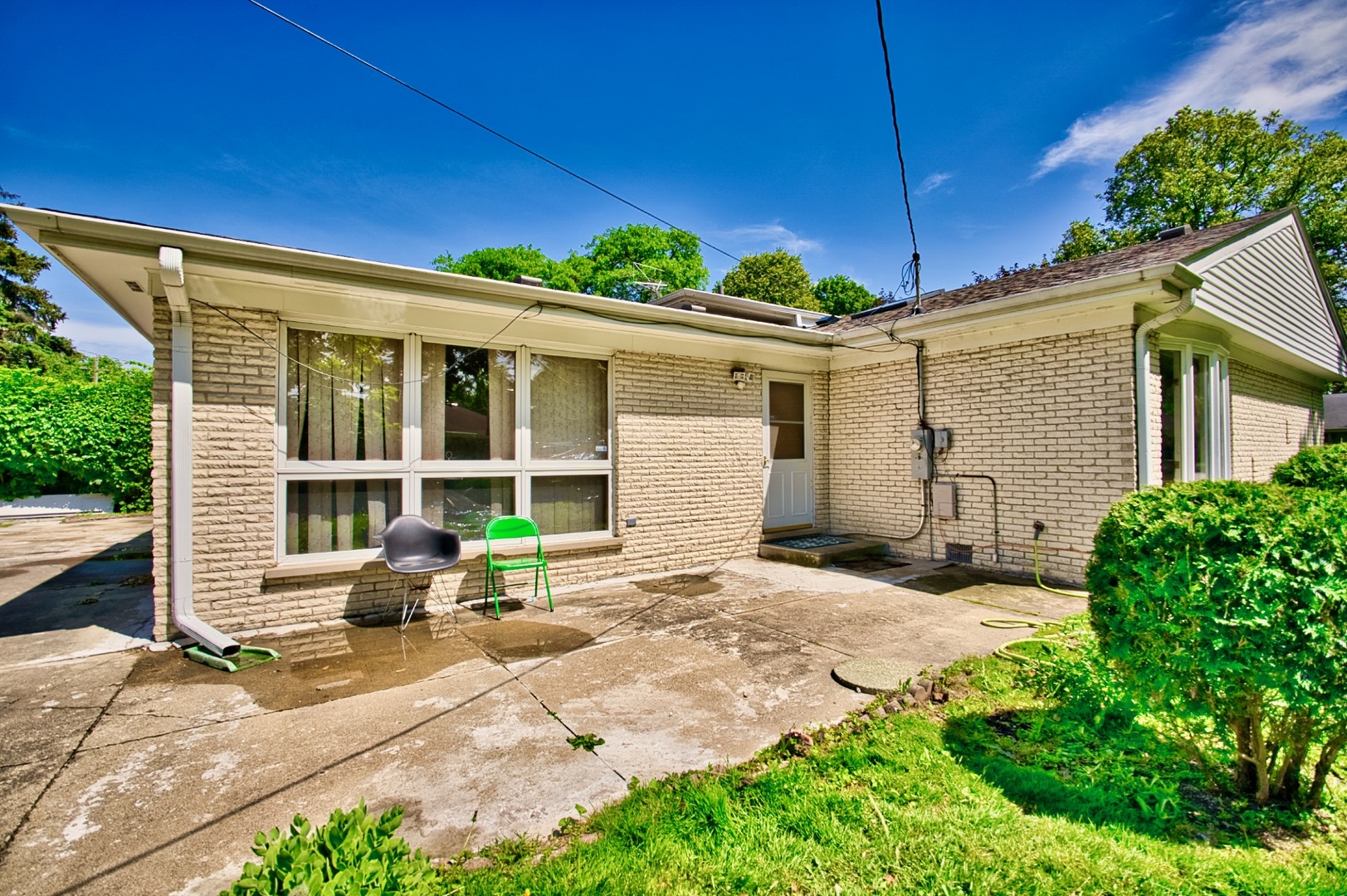 Skokie, Illinois, 60076, United States, 4 Bedrooms Bedrooms, ,3 BathroomsBathrooms,Residential,For Sale,1974514