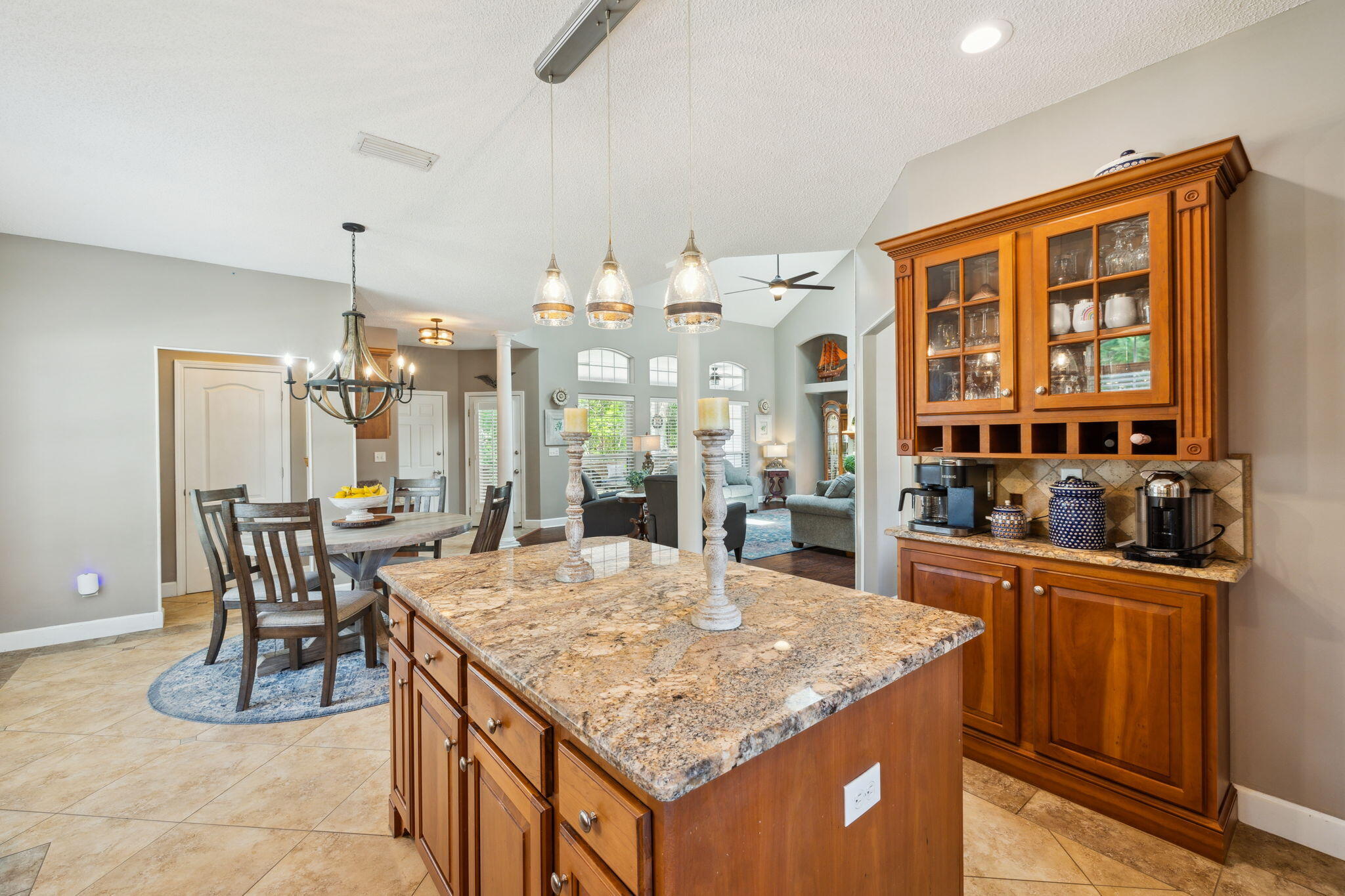 Niceville, Florida, 32578, United States, 4 Bedrooms Bedrooms, ,4 BathroomsBathrooms,Residential,For Sale,1836743