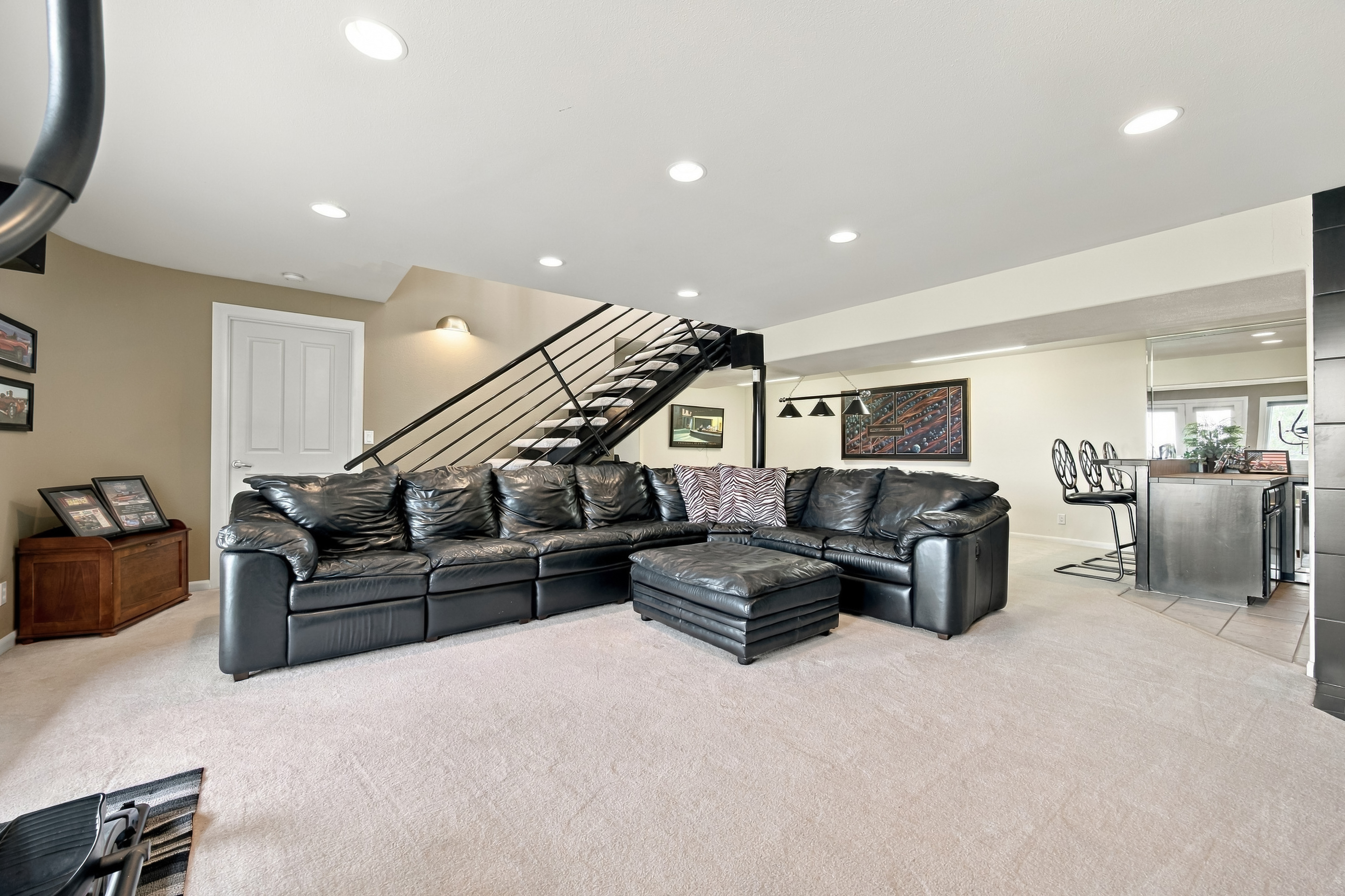 Welcome to 2716 S Irving Street - 物件實景