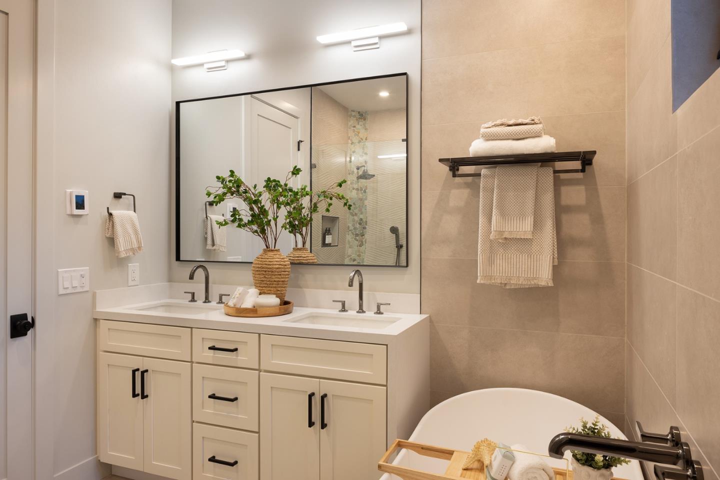 Carmel, California, 93923, United States, 3 Bedrooms Bedrooms, ,3 BathroomsBathrooms,Residential,For Sale,1991842