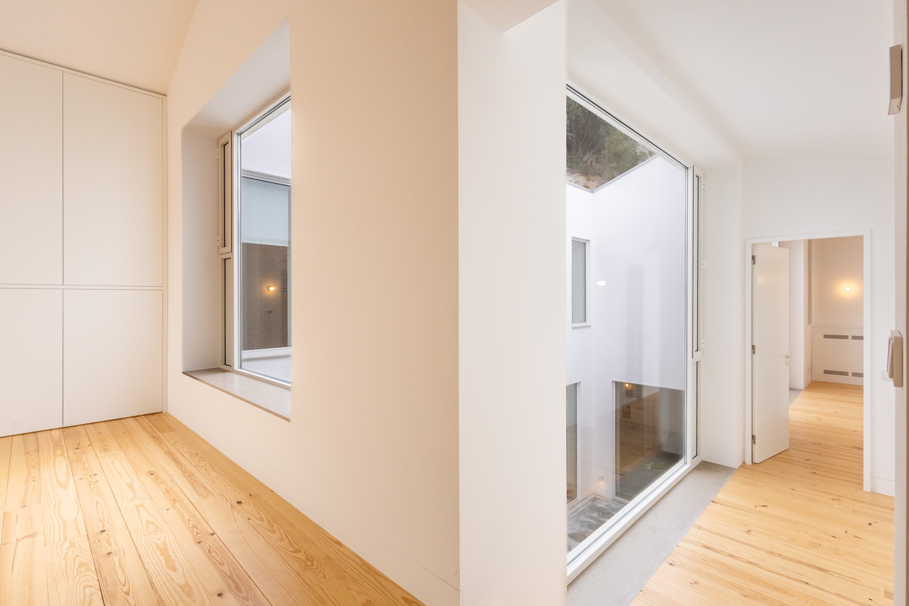  Semi-detached house, 5 bedrooms, for Sale - 物件實景