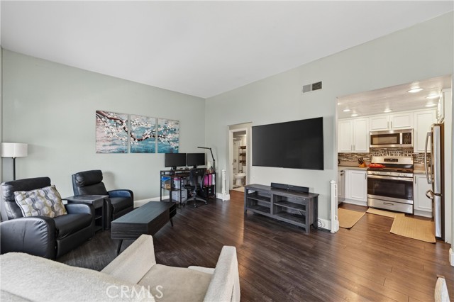 Mission Viejo, California, 92691, United States, 2 Bedrooms Bedrooms, ,1 BathroomBathrooms,Residential,For Sale,1982345