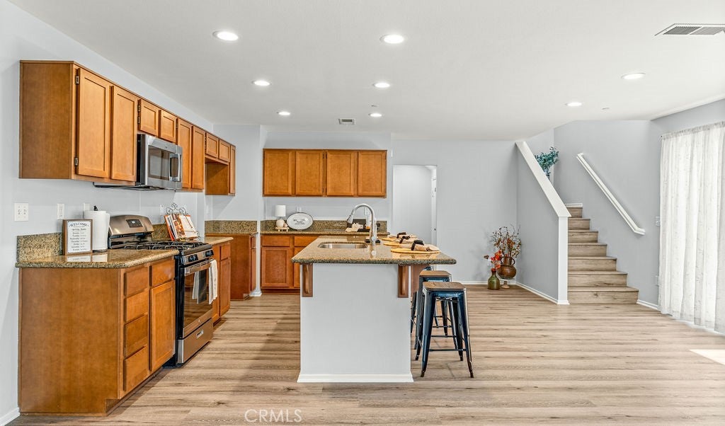 Lake Elsinore, California, 92532, United States, 3 Bedrooms Bedrooms, ,3 BathroomsBathrooms,Residential,For Sale,1979184