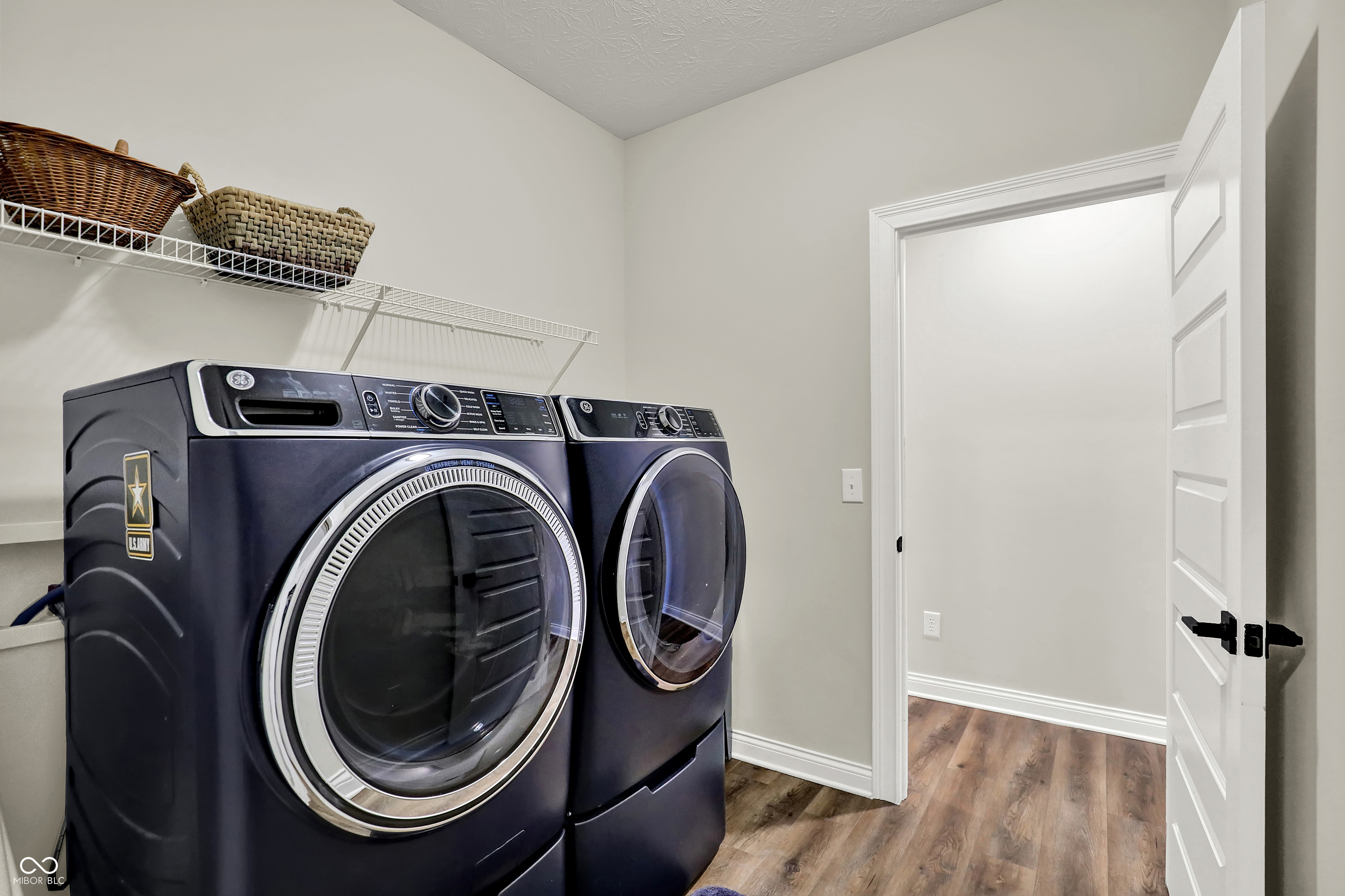 Brownsburg, Indiana, 46112, United States, 7 Bedrooms Bedrooms, ,6 BathroomsBathrooms,Residential,For Sale,2008601