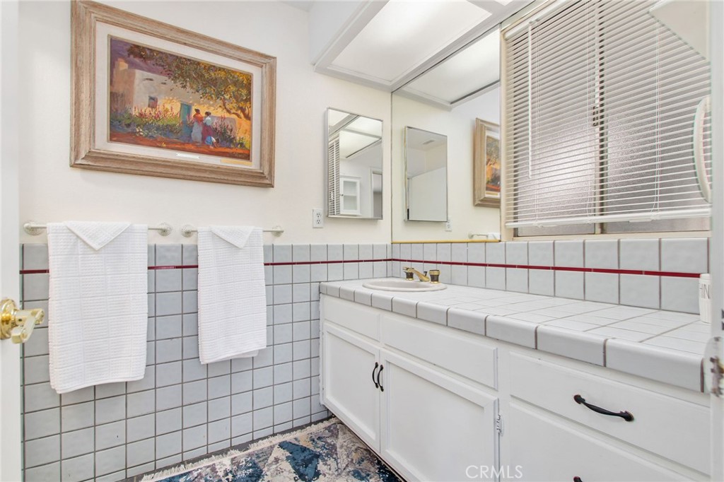 Canyon Lake, California, 92587, United States, 3 Bedrooms Bedrooms, ,2 BathroomsBathrooms,Residential,For Sale,1888203