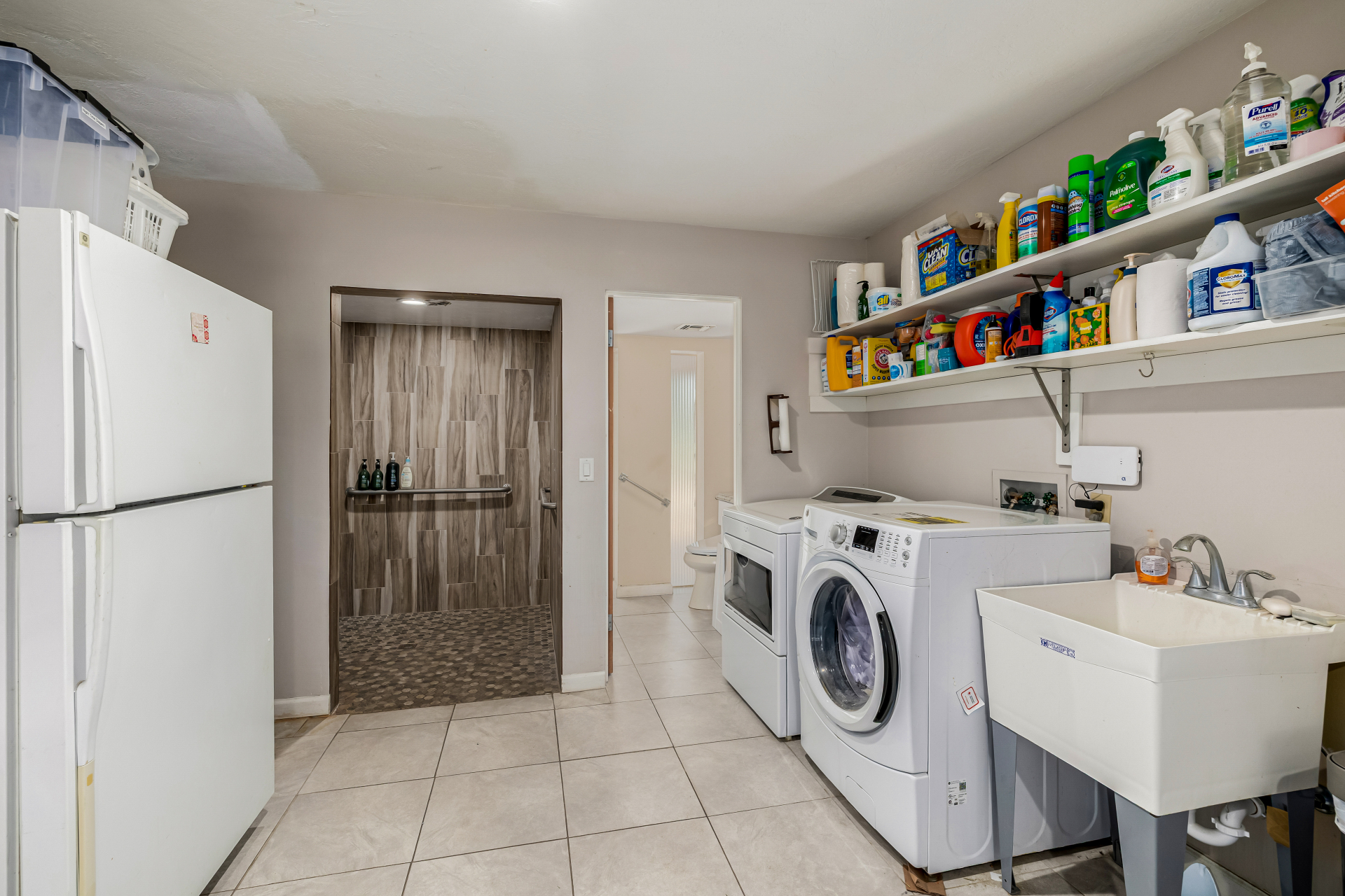 Paradise Valley, Arizona, 85253, United States, 4 Bedrooms Bedrooms, ,8 BathroomsBathrooms,Residential,For Sale,1914345