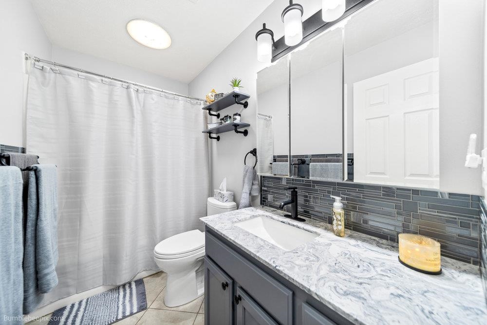 Newman Lake, Washington, 99025, United States, 4 Bedrooms Bedrooms, ,2 BathroomsBathrooms,Residential,For Sale,1987329