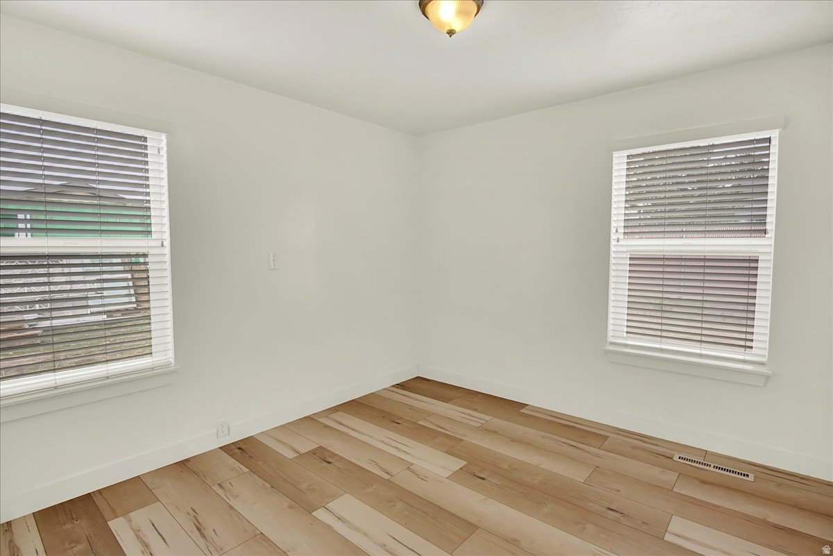 Sandy, Utah, 84094, United States, 4 Bedrooms Bedrooms, ,1 BathroomBathrooms,Residential,For Sale,2001958