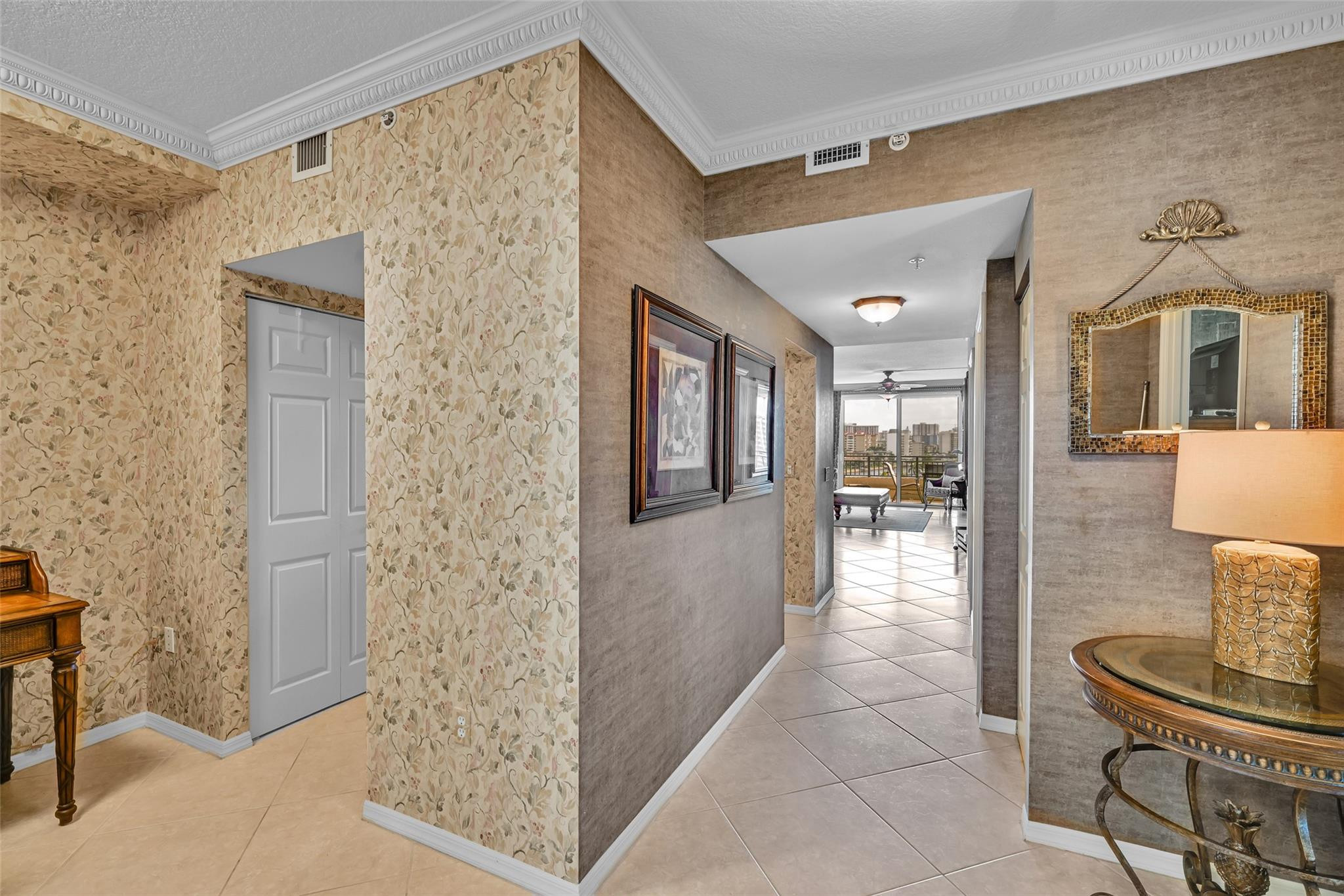 Pompano Beach, Florida, 33062, United States, 2 Bedrooms Bedrooms, ,3 BathroomsBathrooms,Residential,For Sale,2024404