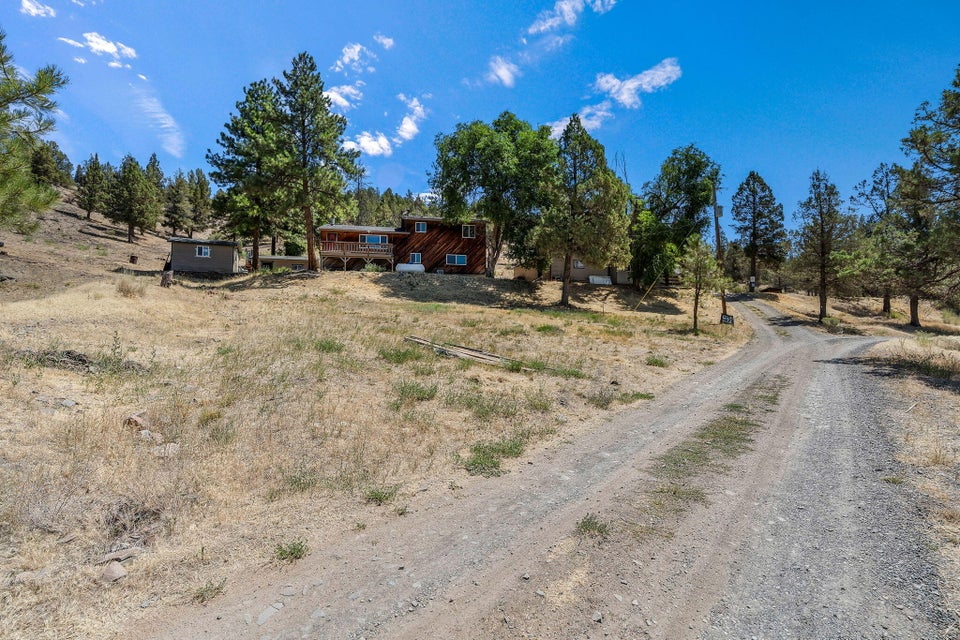 Prineville, Oregon, 97754, United States, 3 Bedrooms Bedrooms, ,3 BathroomsBathrooms,Residential,For Sale,1850319