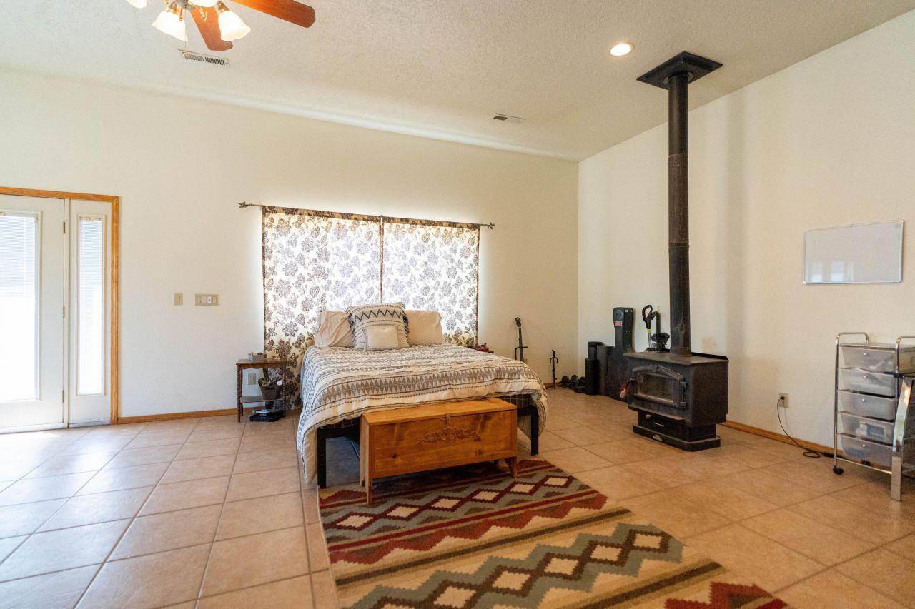 Los Ranchos, New Mexico, 87114, United States, 4 Bedrooms Bedrooms, ,5 BathroomsBathrooms,Residential,For Sale,1720943