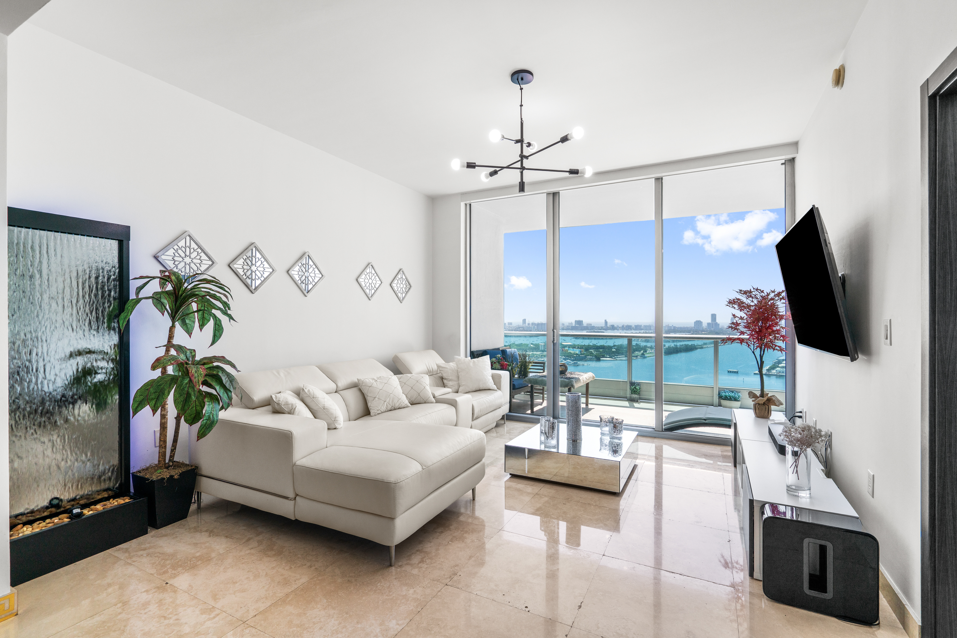  900 Biscayne Blvd, Miami, FL, 33132 - 物件實景
