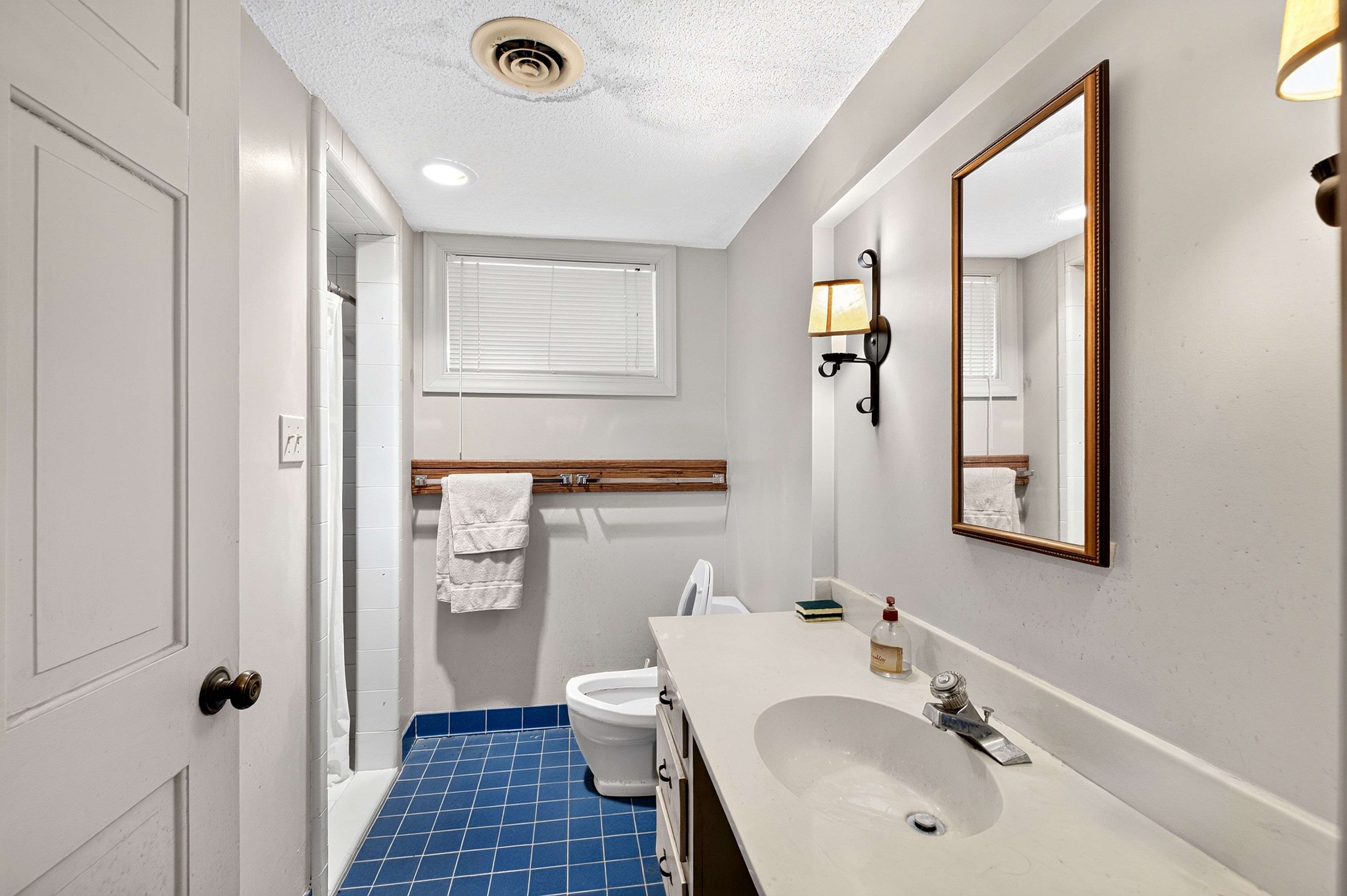  3705 Stonehaven Drive, Raleigh, NC 27609 - 物件實景