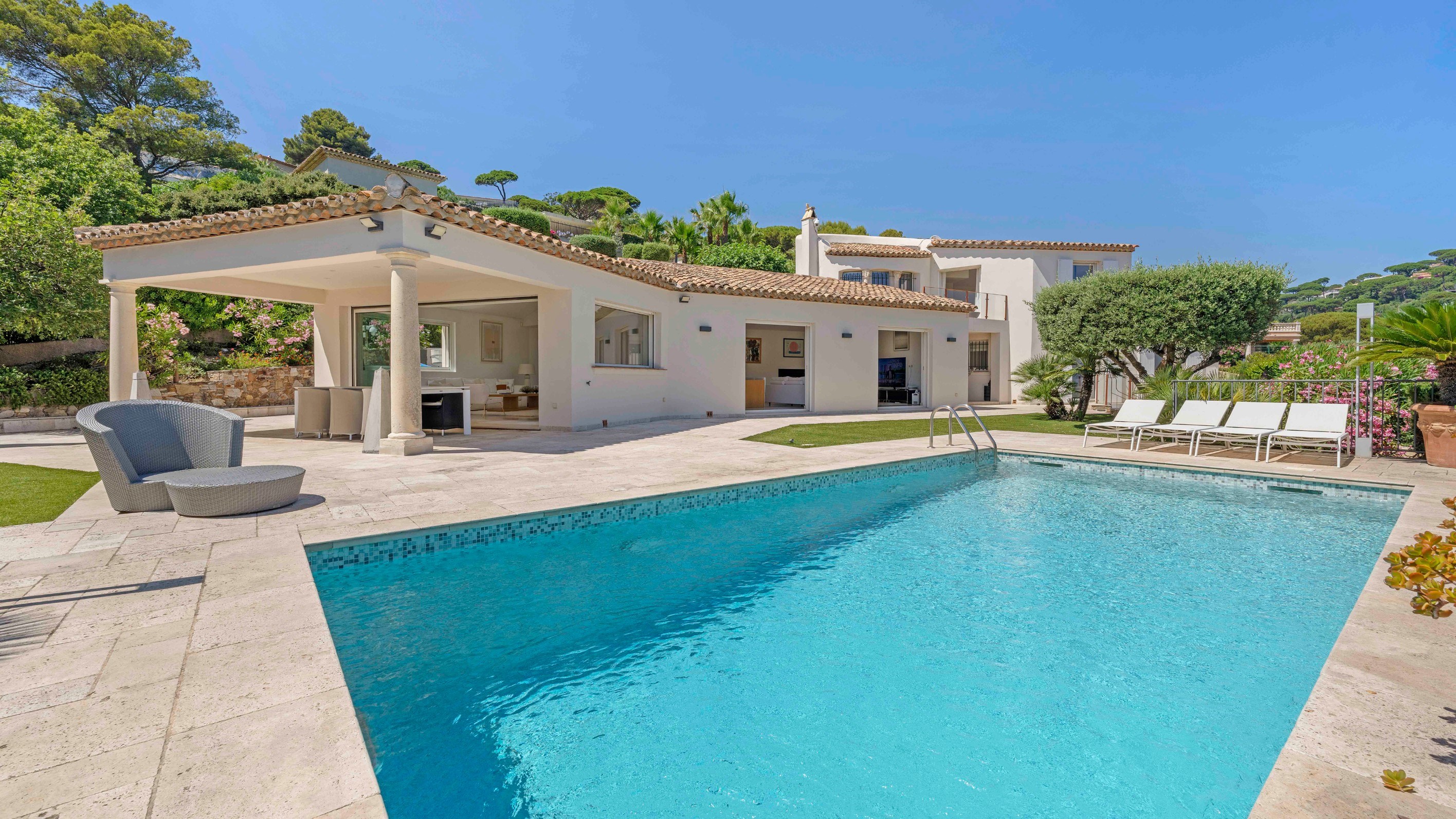  Beautiful Villa with Sea and Saint-Tropez view- Walking distance to the beach a… - 物件實景