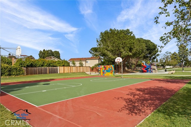 Tustin, California, 92780, United States, 4 Bedrooms Bedrooms, ,2 BathroomsBathrooms,Residential,For Sale,2049100