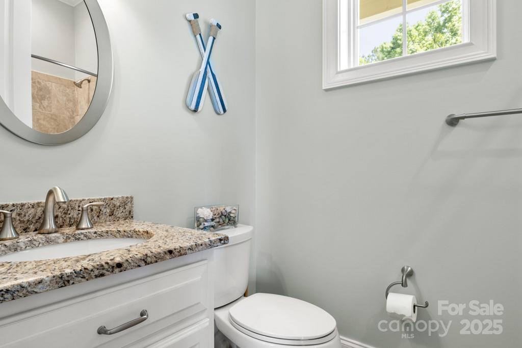 Liberty Hill, South Carolina, 29074, United States, 4 Bedrooms Bedrooms, ,5 BathroomsBathrooms,Residential,For Sale,1876148