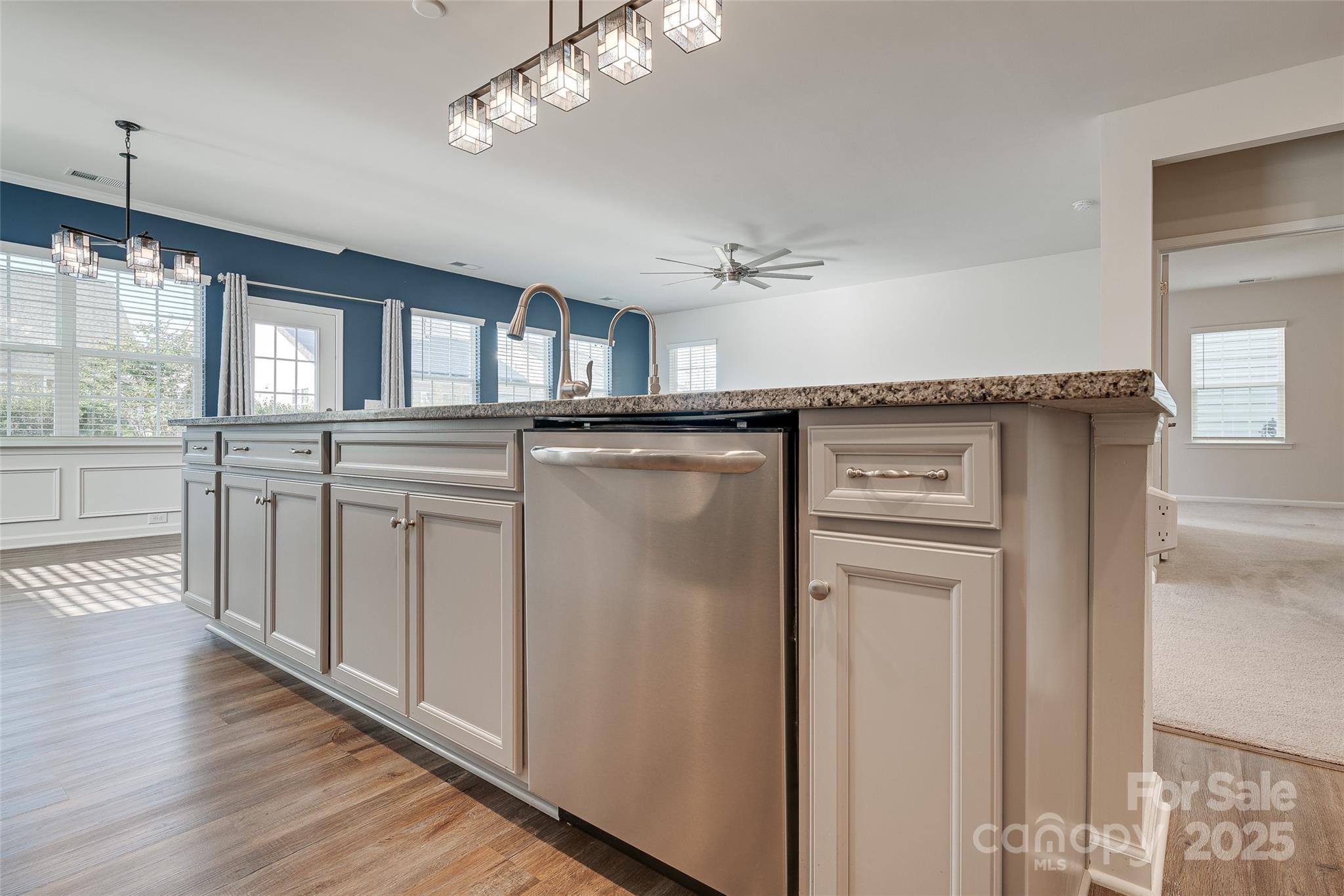 Charlotte, North Carolina, 28273, United States, 4 Bedrooms Bedrooms, ,3 BathroomsBathrooms,Residential,For Sale,1988941