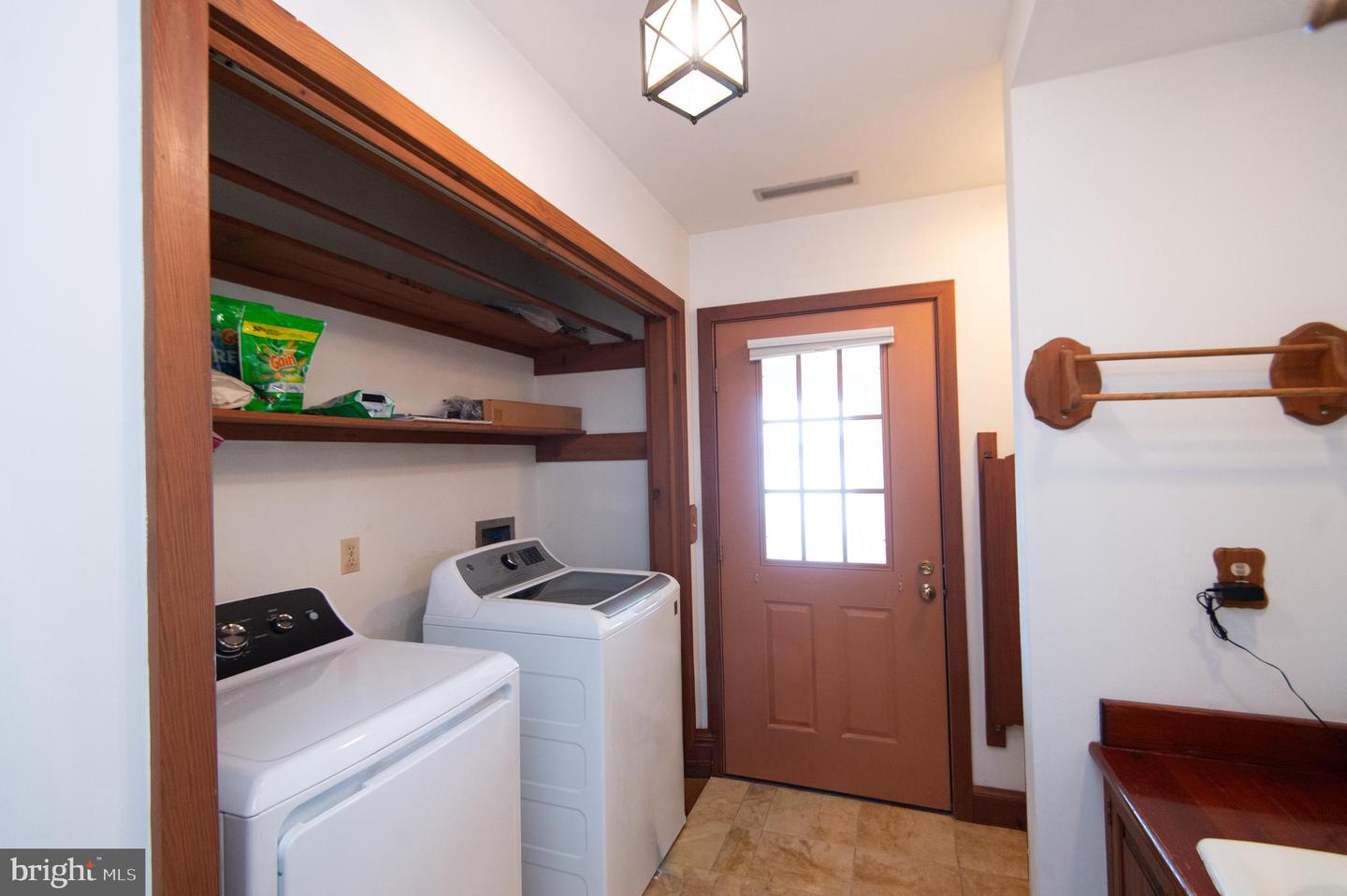 Royal Oak, Maryland, 21662, United States, 3 Bedrooms Bedrooms, ,4 BathroomsBathrooms,Residential,For Sale,1991591