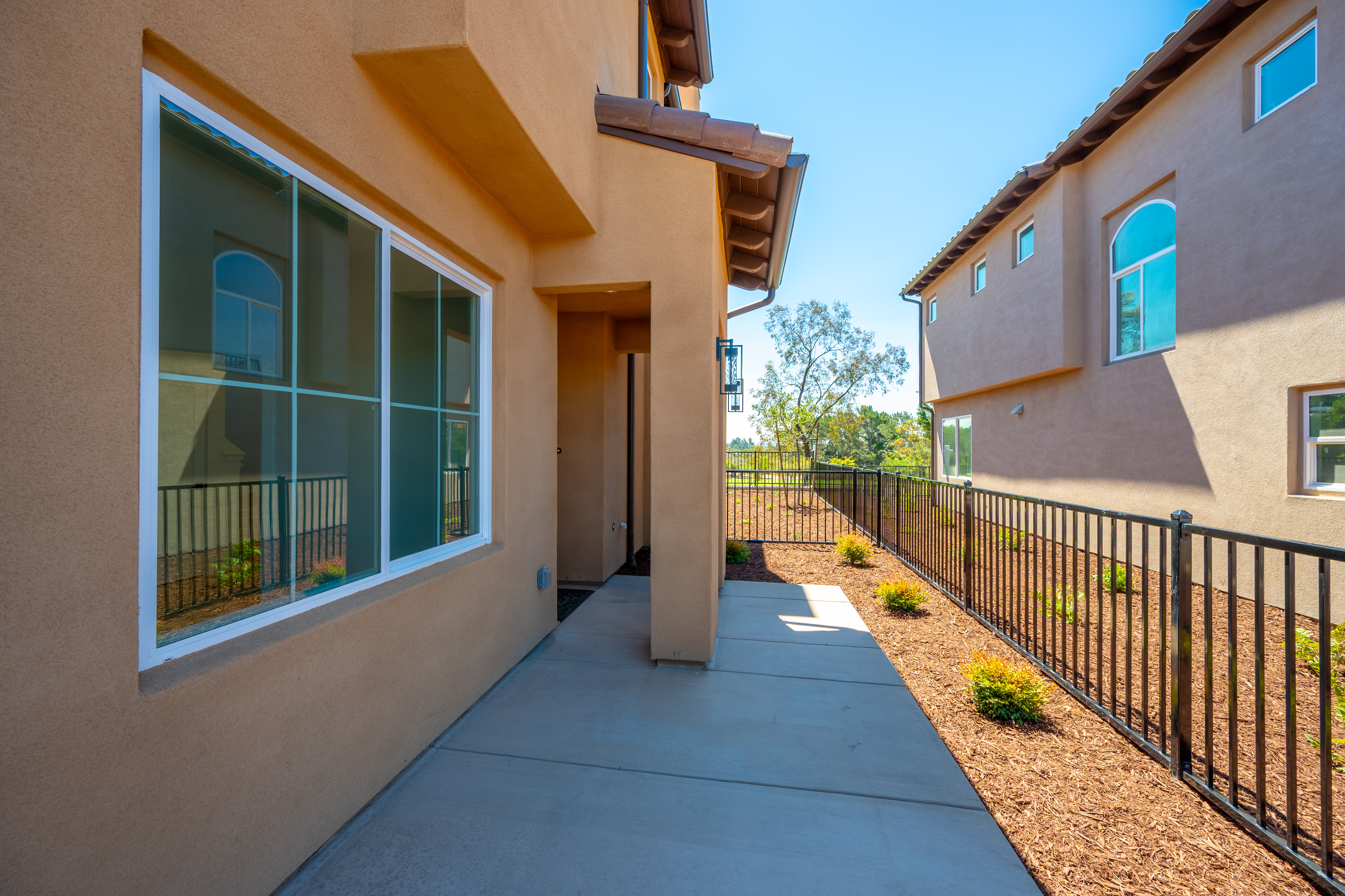  Modern Fairway Living Along the Mission Club - 物件實景