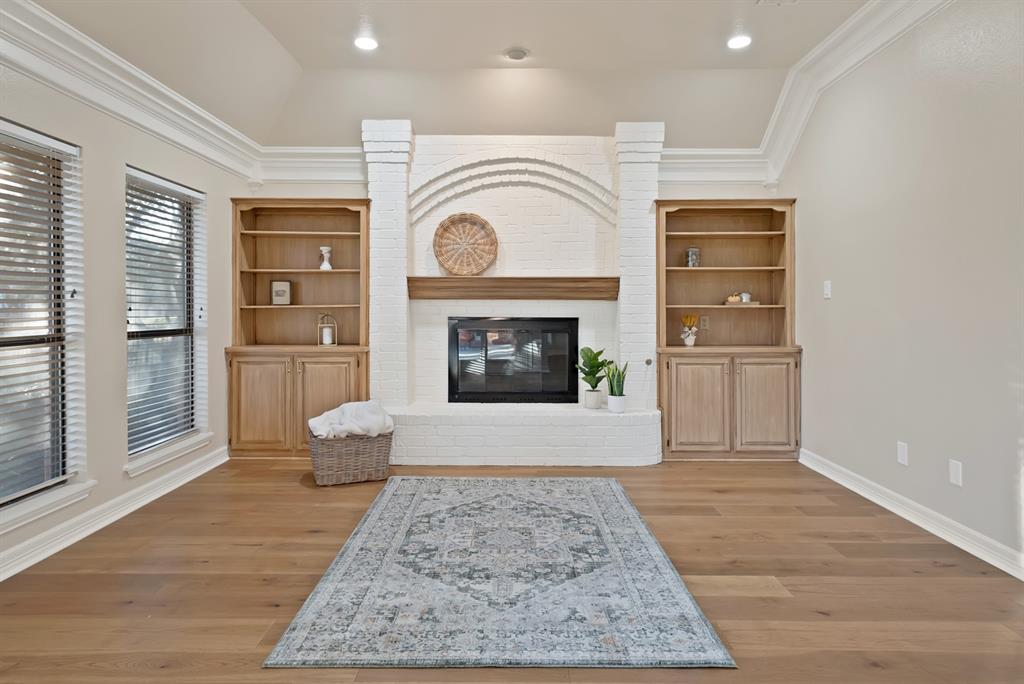 Mansfield, Texas, 76063, United States, 4 Bedrooms Bedrooms, ,3 BathroomsBathrooms,Residential,For Sale,1990790