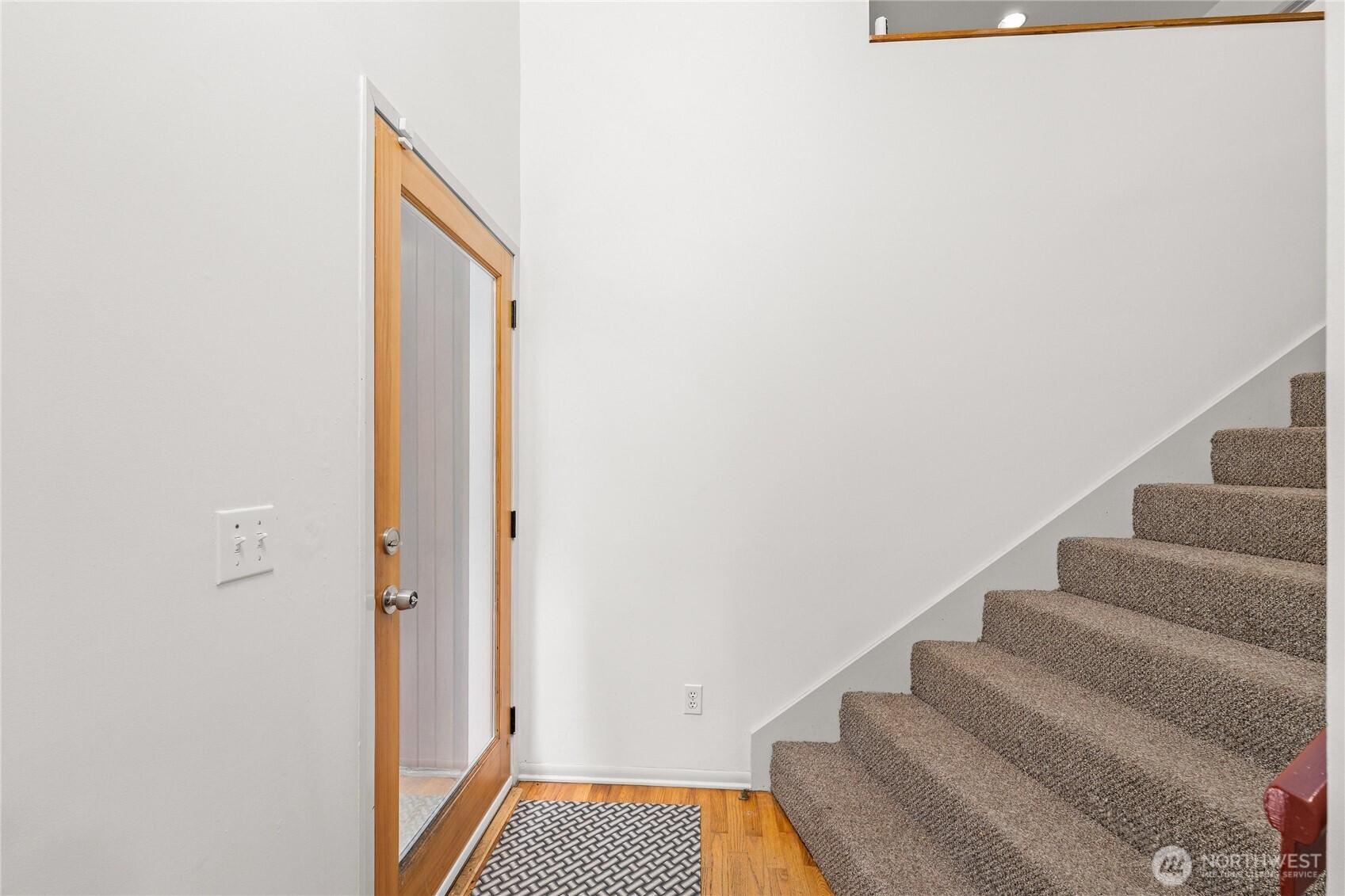 SEATTLE, Washington, 98146, United States, 2 Bedrooms Bedrooms, ,2 BathroomsBathrooms,Residential,For Sale,1875636
