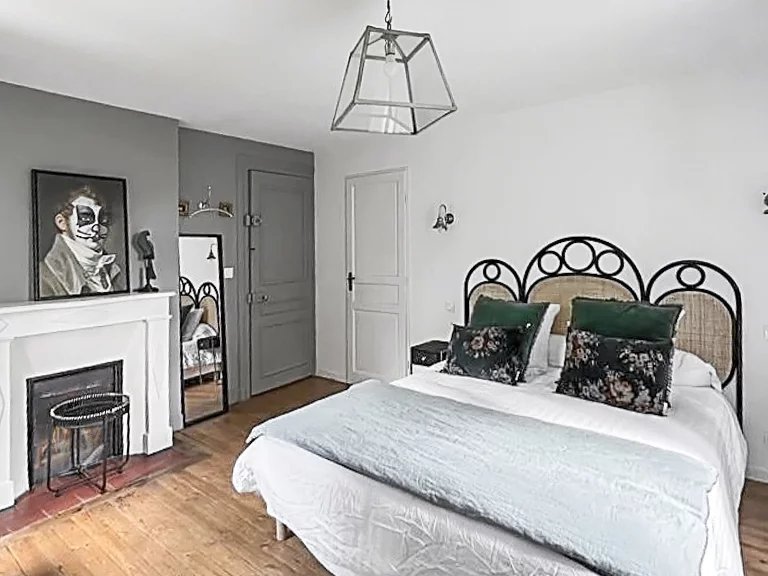 Trouville-sur-Mer, Normandy, 14360, FR, 7 Bedrooms Bedrooms, ,9 BathroomsBathrooms,Residential,For Sale,1672697