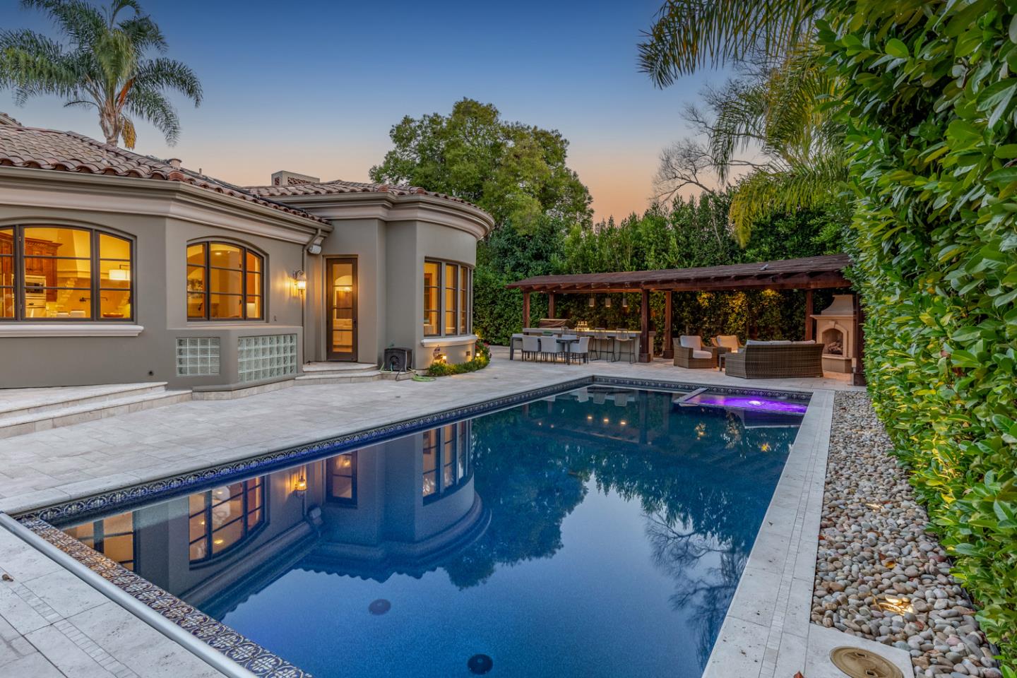 Menlo Park, California, 94025, United States, 5 Bedrooms Bedrooms, ,7 BathroomsBathrooms,Residential,For Sale,1941806