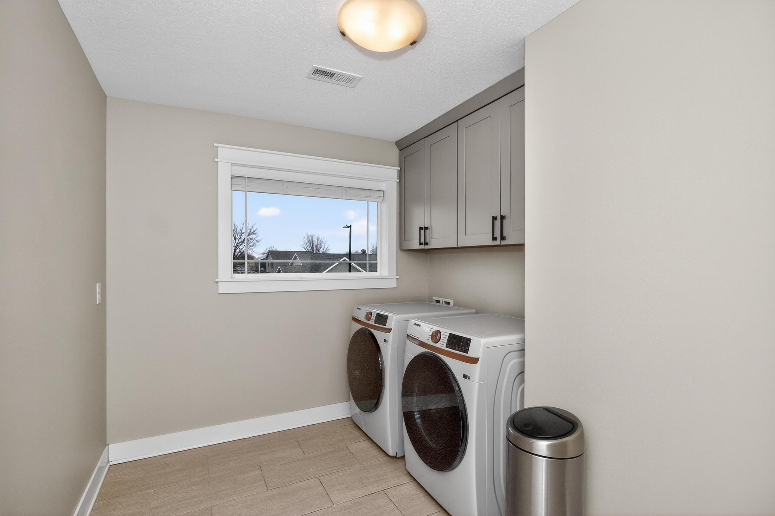 Ames, Iowa, 50014, United States, 5 Bedrooms Bedrooms, ,4 BathroomsBathrooms,Residential,For Sale,2006448