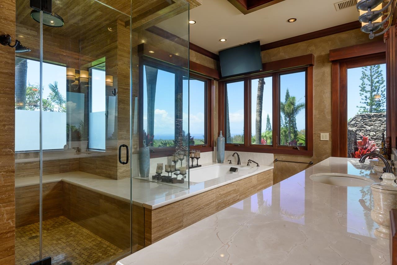 Lahaina, Hawaii, 96761, United States, 4 Bedrooms Bedrooms, ,6 BathroomsBathrooms,Residential,For Sale,1804640