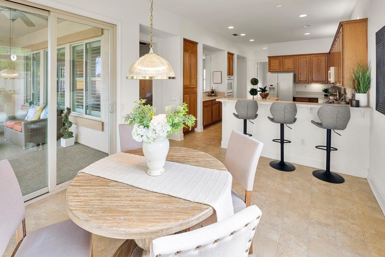 Lincoln, California, 95648, United States, 3 Bedrooms Bedrooms, ,3 BathroomsBathrooms,Residential,For Sale,2008563