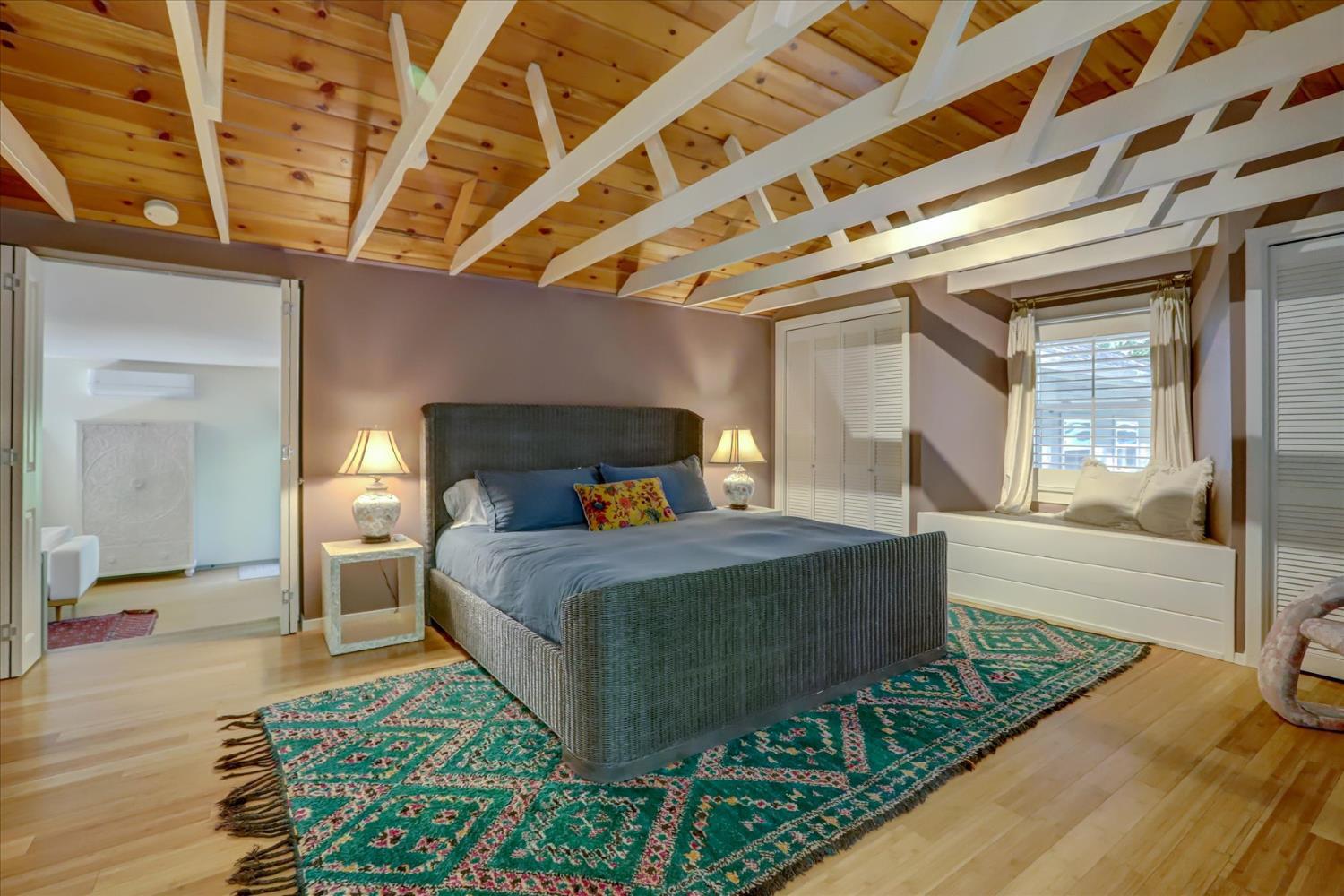 Nevada City, California, 95959, United States, 2 Bedrooms Bedrooms, ,2 BathroomsBathrooms,Residential,For Sale,1984222