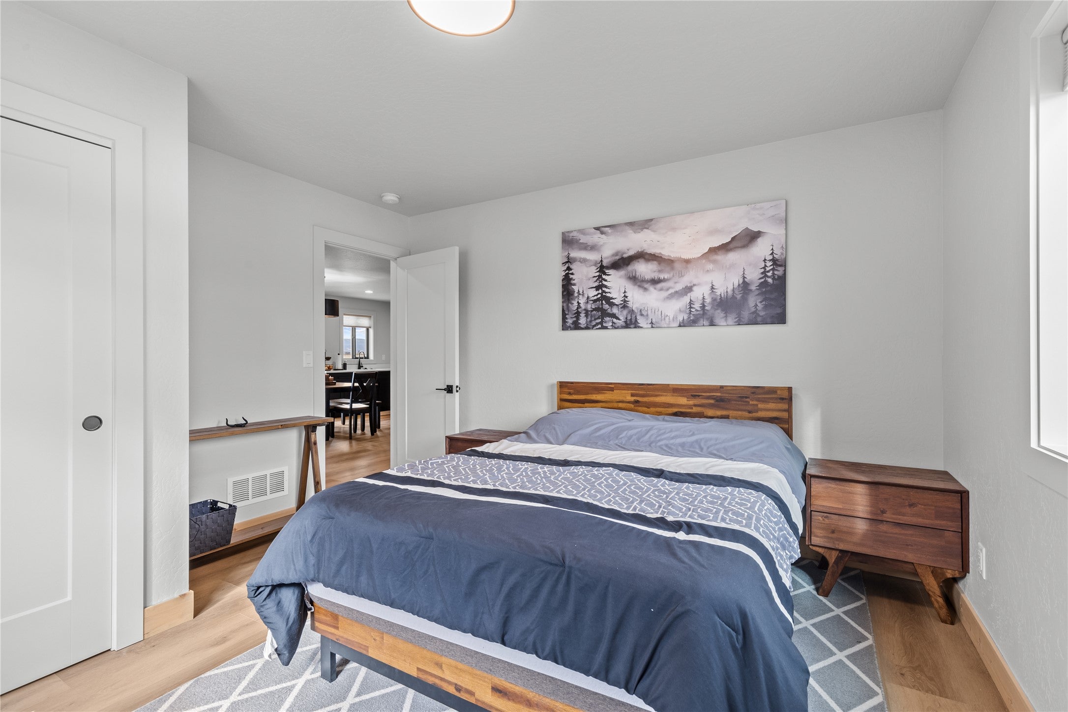 Kalispell, Montana, 59901, United States, 3 Bedrooms Bedrooms, ,2 BathroomsBathrooms,Residential,For Sale,1999069