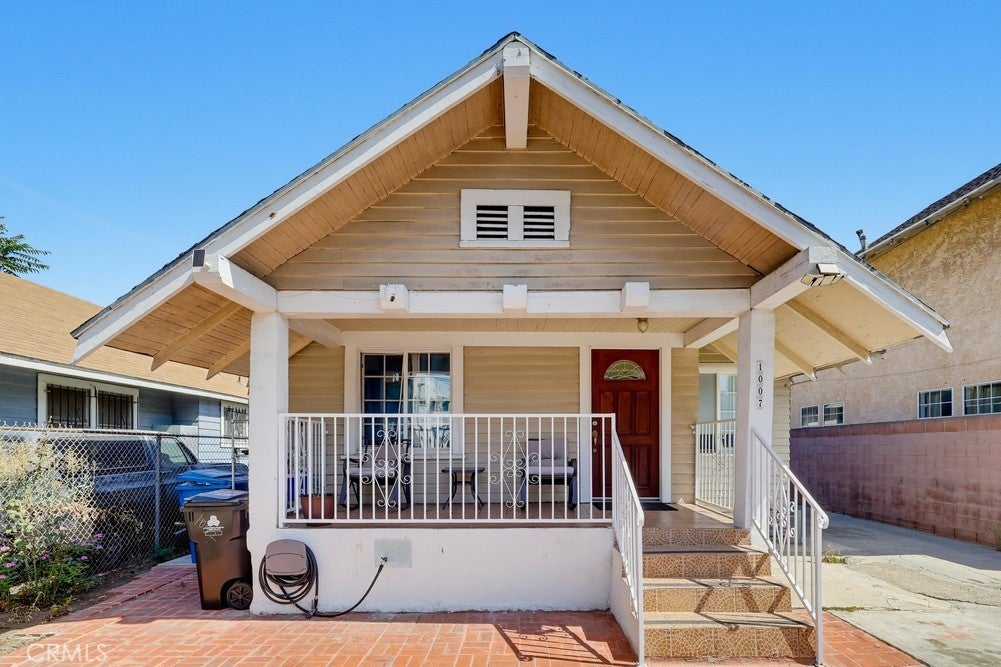 42nd Pl, Los Angeles, CA 90011