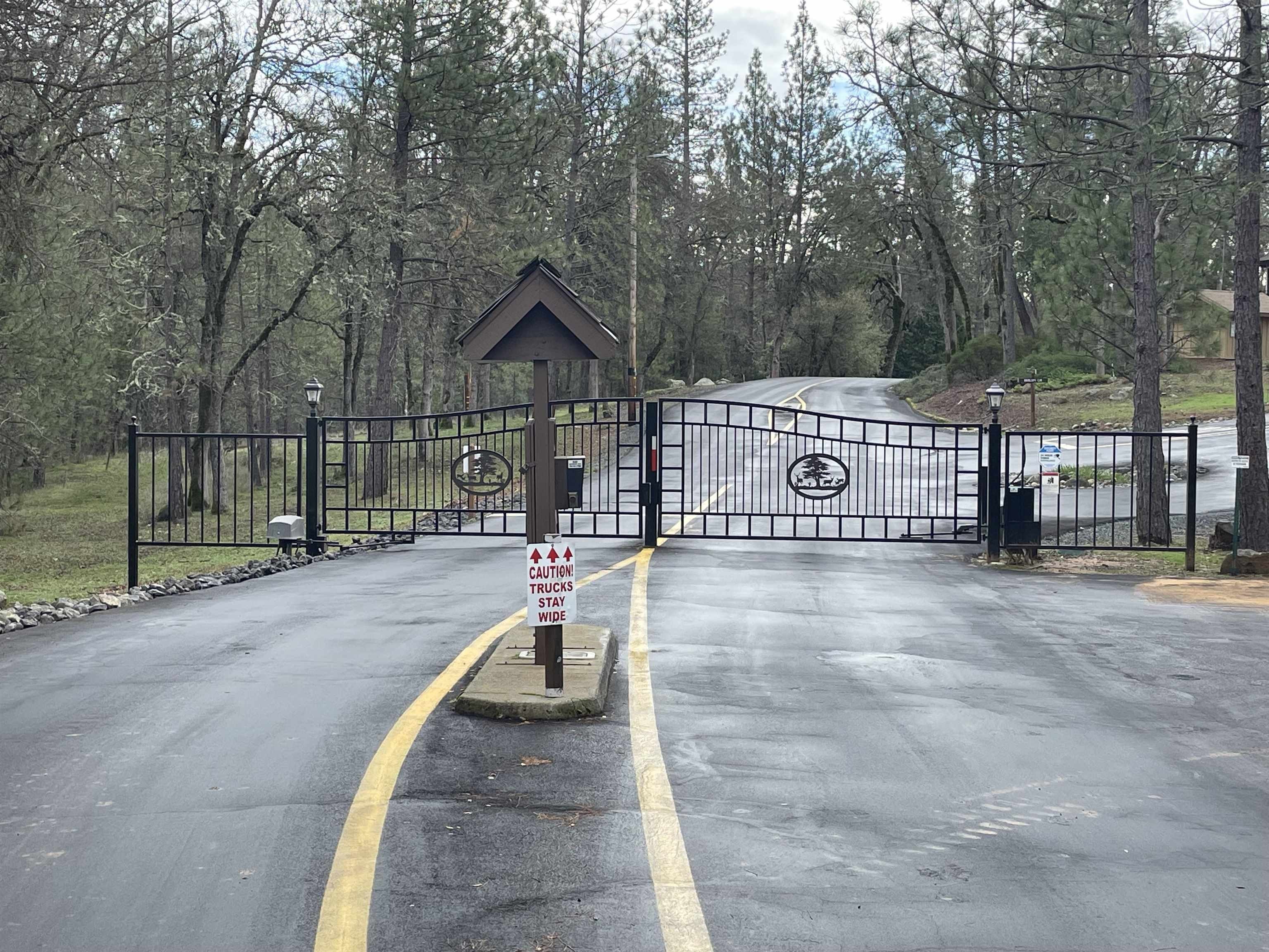 Sonora, California, 95370, United States, 4 Bedrooms Bedrooms, ,3 BathroomsBathrooms,Residential,For Sale,2008617