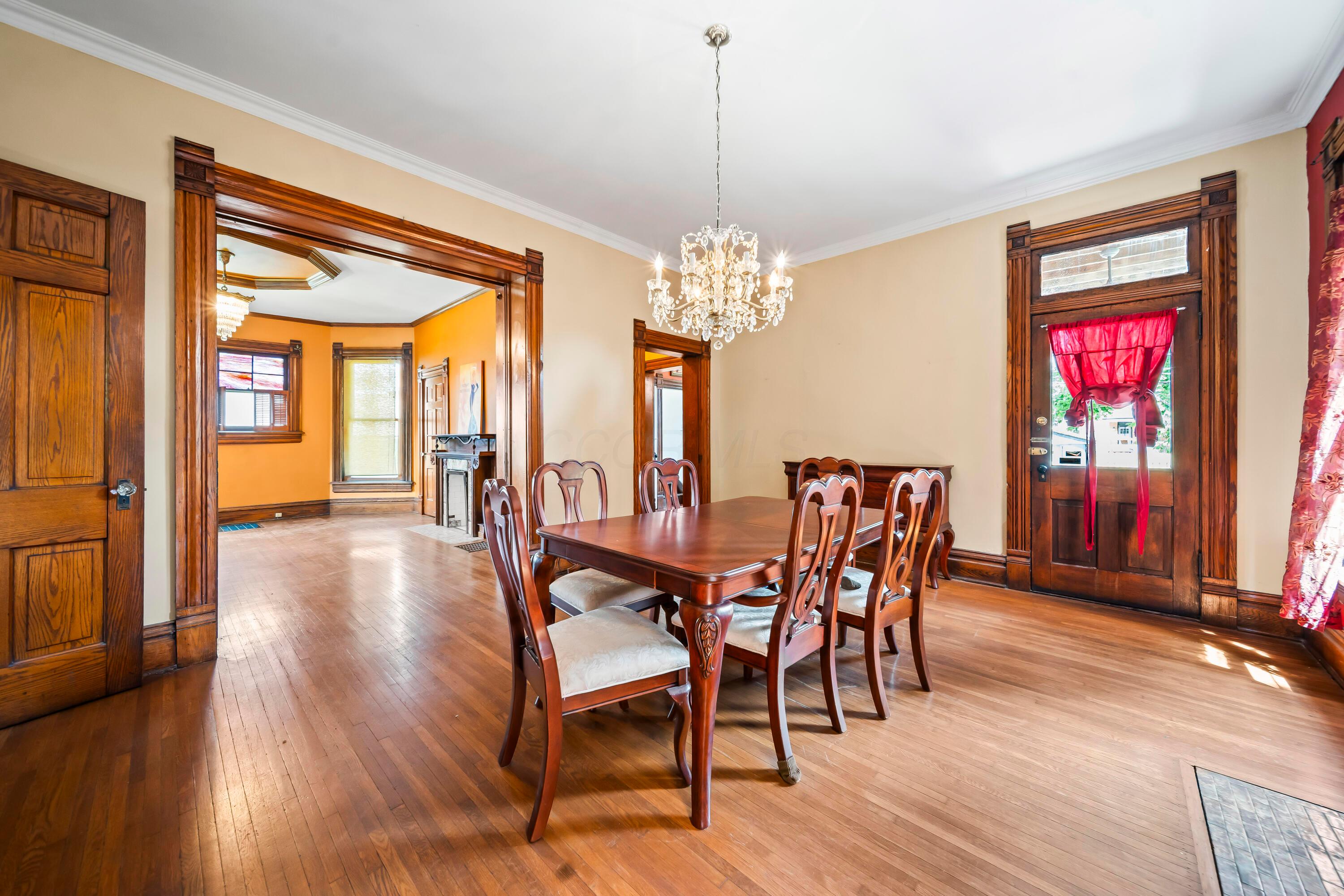 Columbus, Ohio, 43205, United States, 4 Bedrooms Bedrooms, ,3 BathroomsBathrooms,Residential,For Sale,1866885