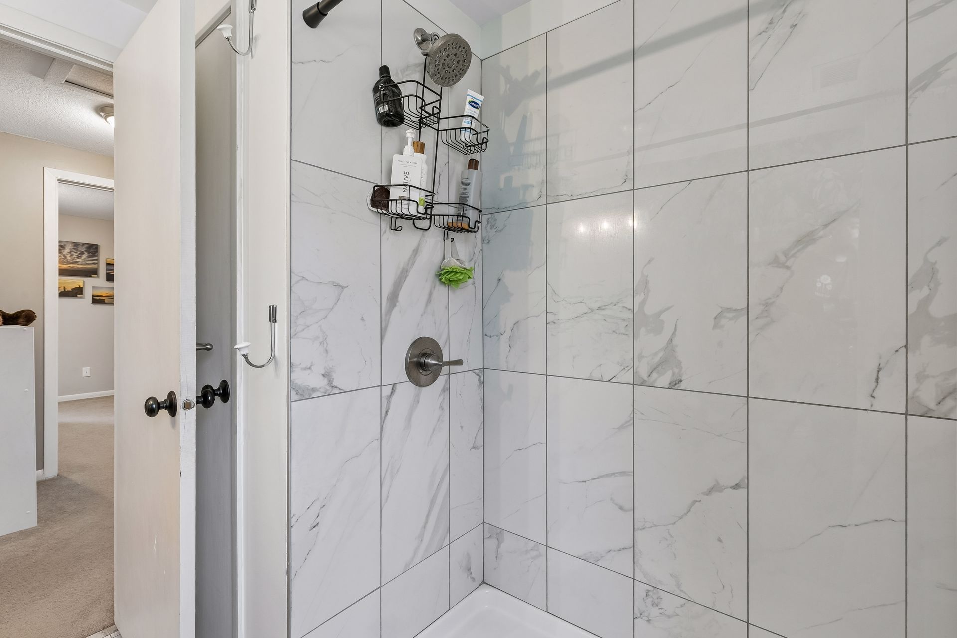  Resort-Style Living with Spectacular Pool and Thoughtfully Designed Spaces - 物件實景