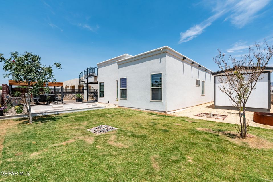 El Paso, Texas, 79932, United States, 5 Bedrooms Bedrooms, ,2 BathroomsBathrooms,Residential,For Sale,1915339