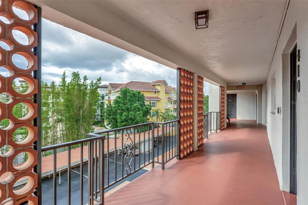 Winter Park, Florida, 32789, United States, 2 Bedrooms Bedrooms, ,1 BathroomBathrooms,Residential,For Sale,1794385