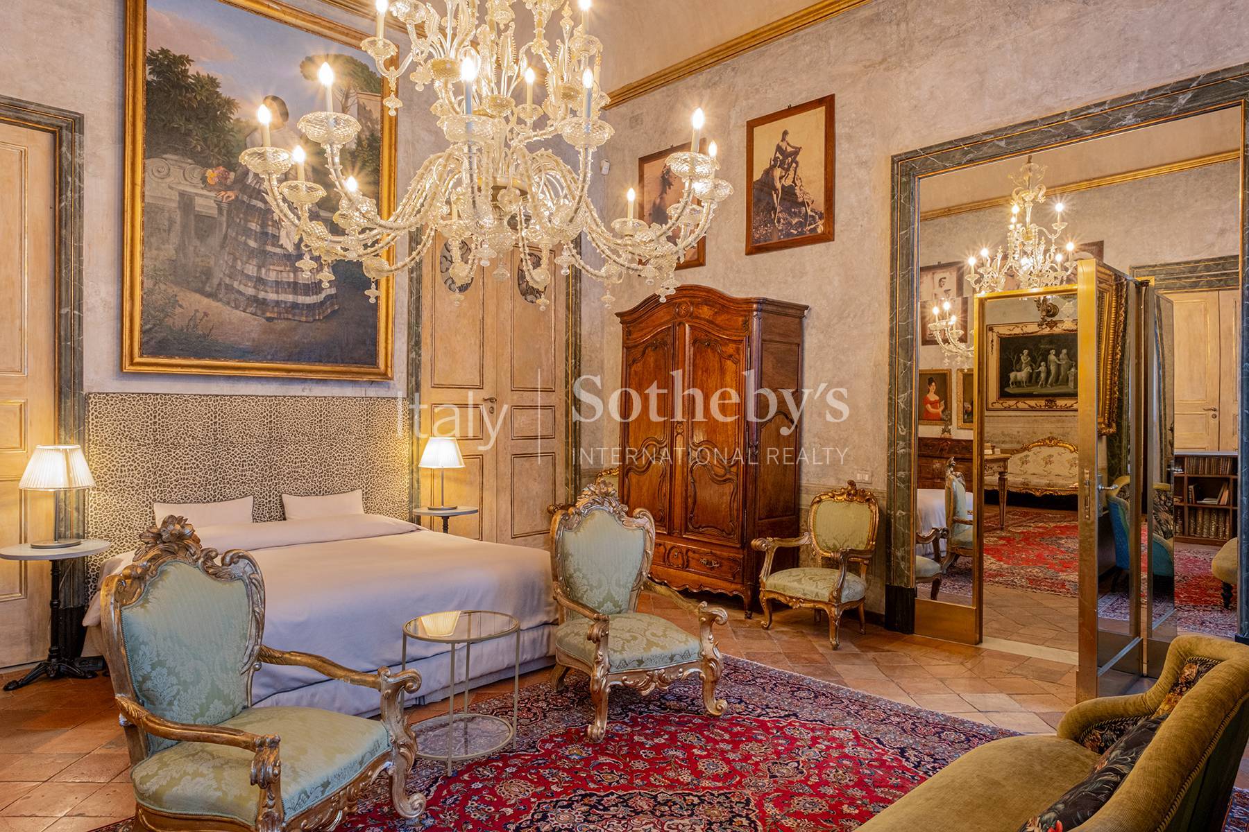  Monumental historic mansion in the heart of Naples - 物件實景