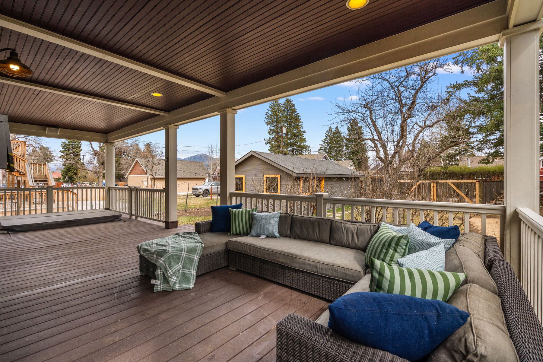  810 S Willson Ave - 物件實景