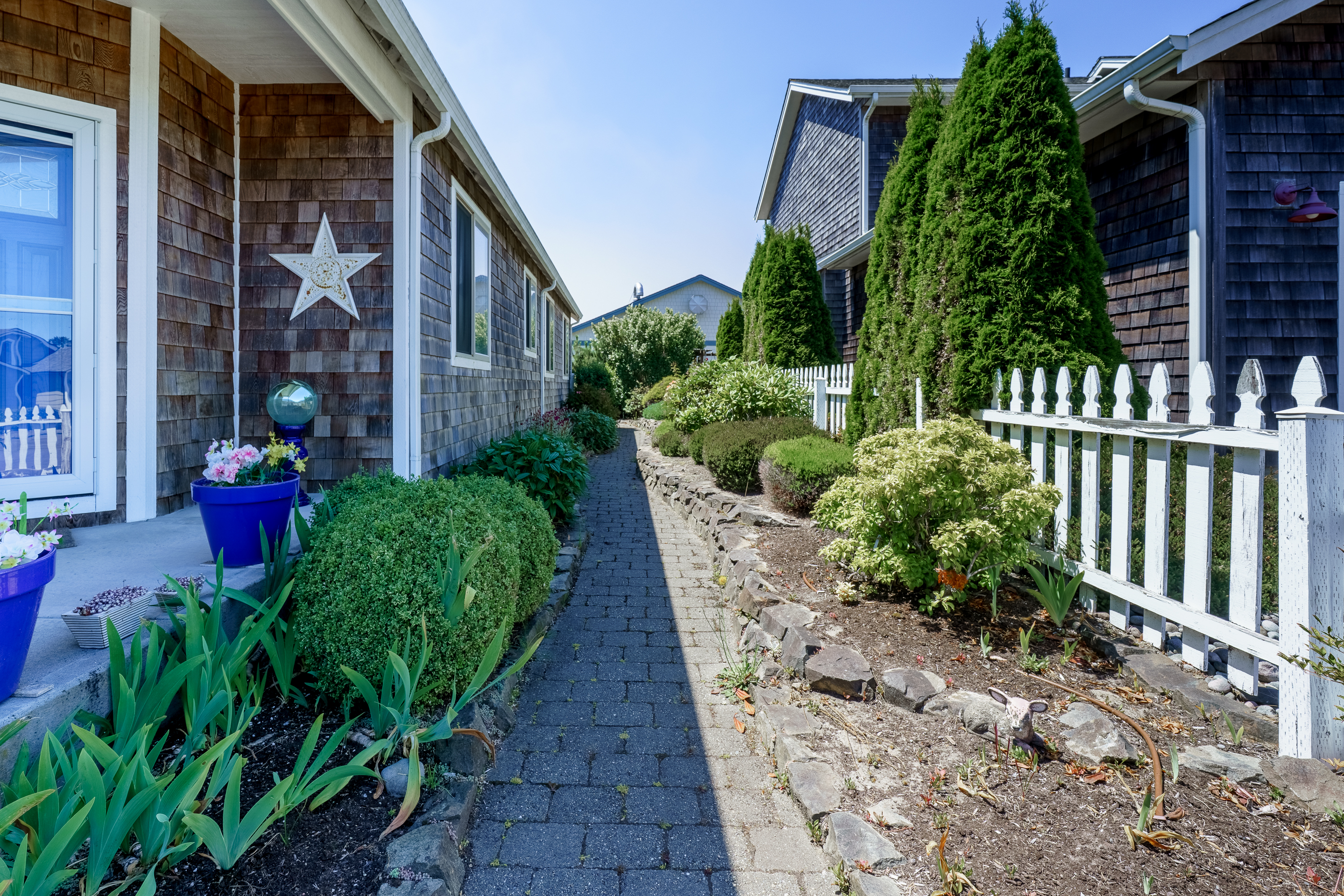Long Beach, Washington, 98631, United States, 4 Bedrooms Bedrooms, ,3 BathroomsBathrooms,Residential,For Sale,1942536