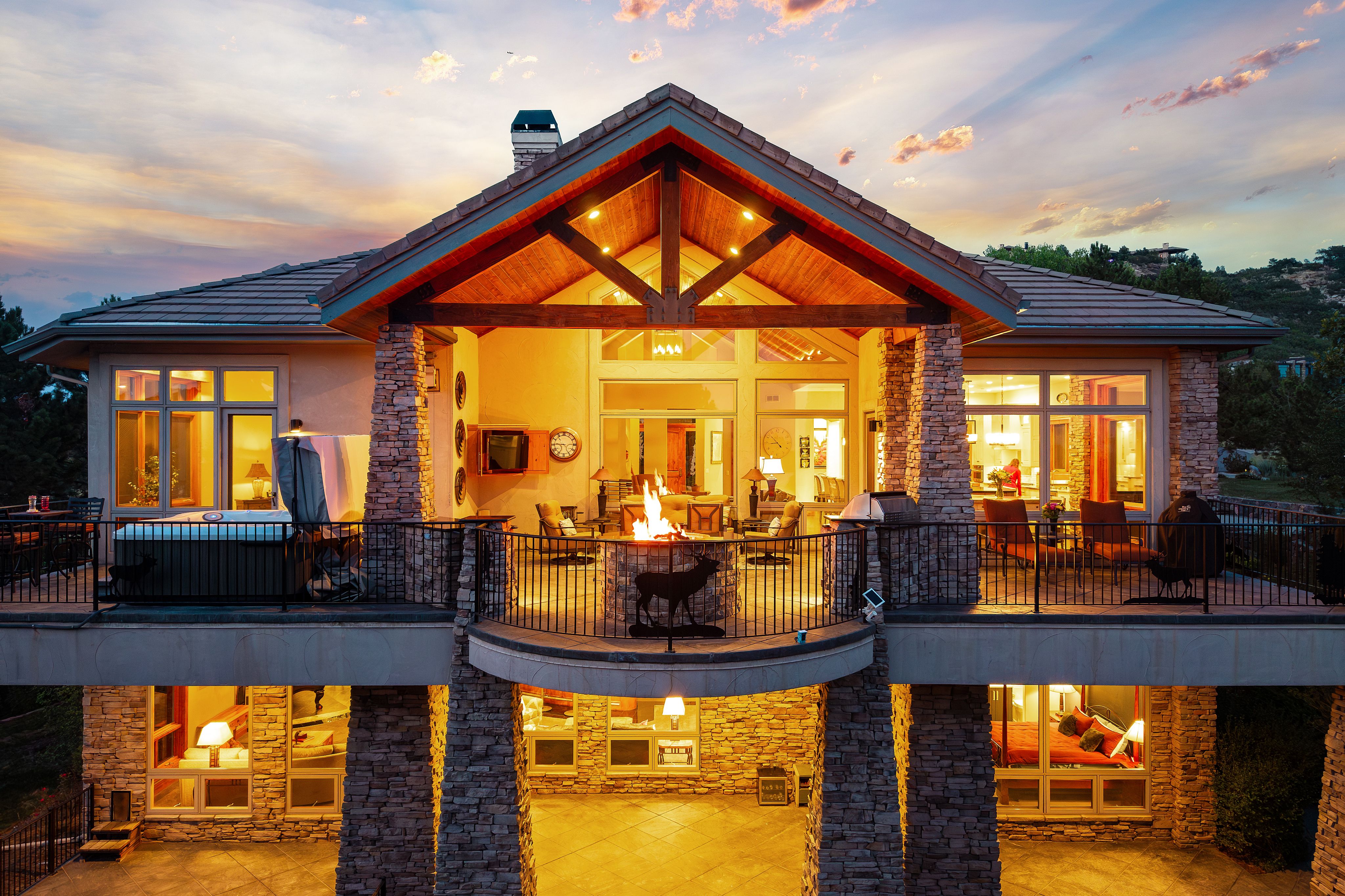  Tucked away on a quiet cul-de-sac in coveted Castle Pines Village - 物件實景
