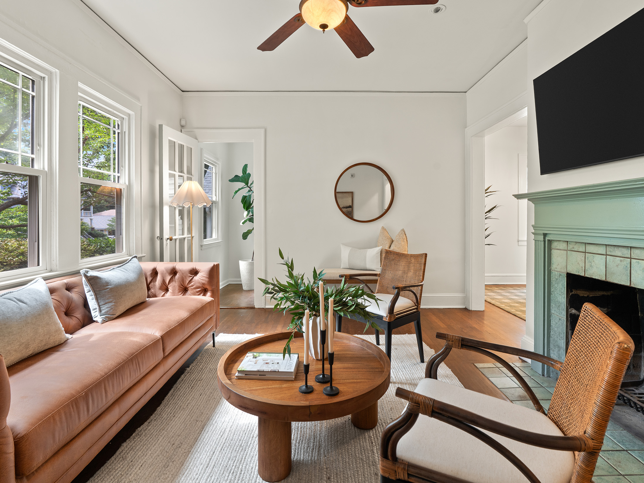  Thoughtfully Updated Oakhurst Bungalow - 物件實景