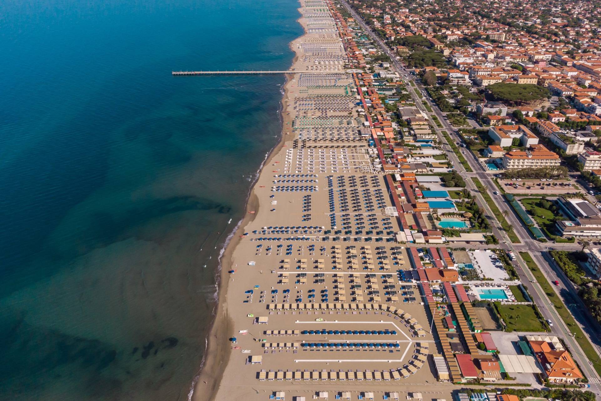 Forte dei Marmi, Lucca, 55042, IT, 6 Bedrooms Bedrooms, ,5 BathroomsBathrooms,Residential,For Sale,1776851