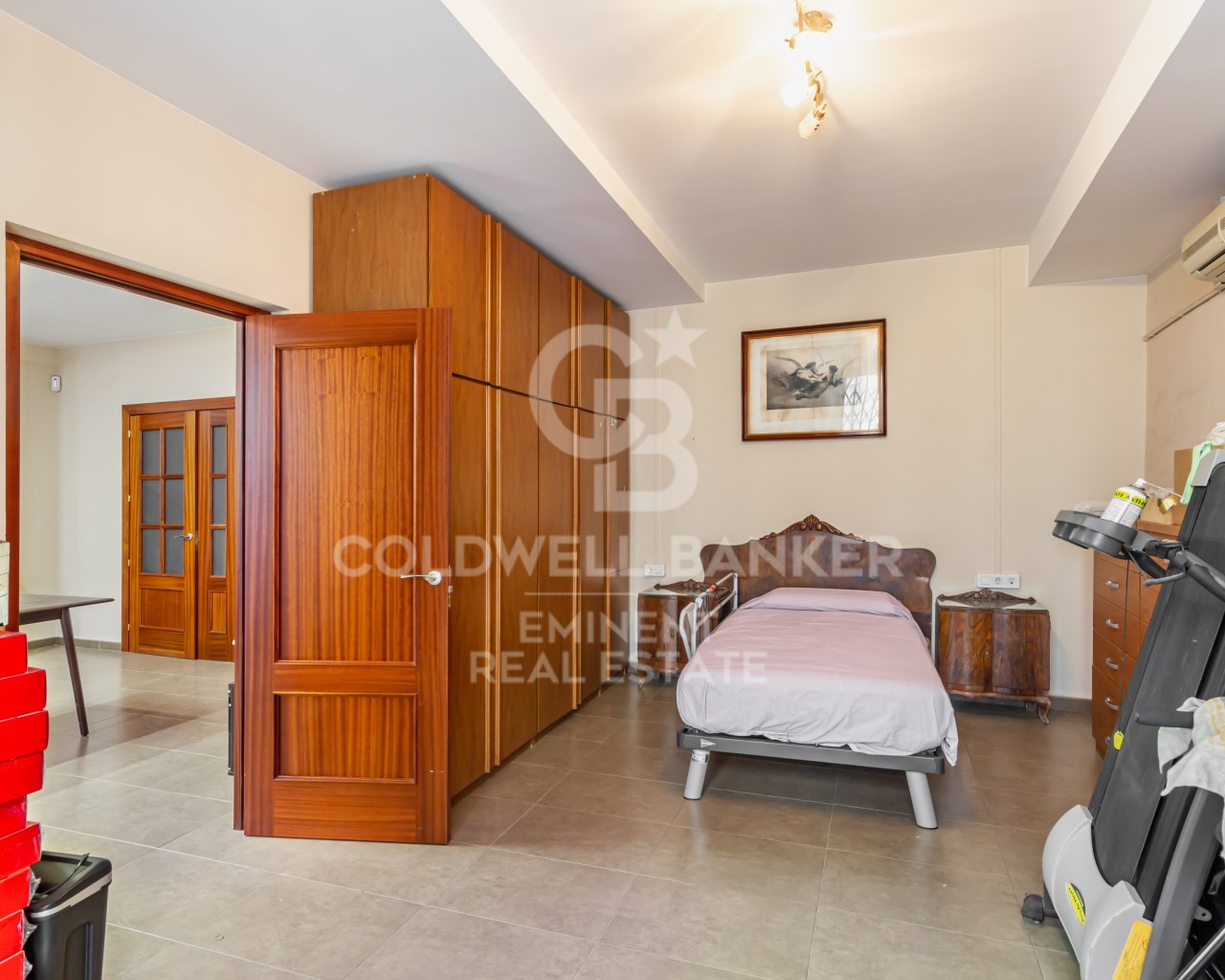 Barcelona, Barcelona, Ciutat Vella, El G?tic Barce, Barcelona, Catalonia, ES, 4 Bedrooms Bedrooms, ,1 BathroomBathrooms,Residential,For Sale,Barcelona, Barcelona, Ciutat Vella, El G?tic Barce,1620634