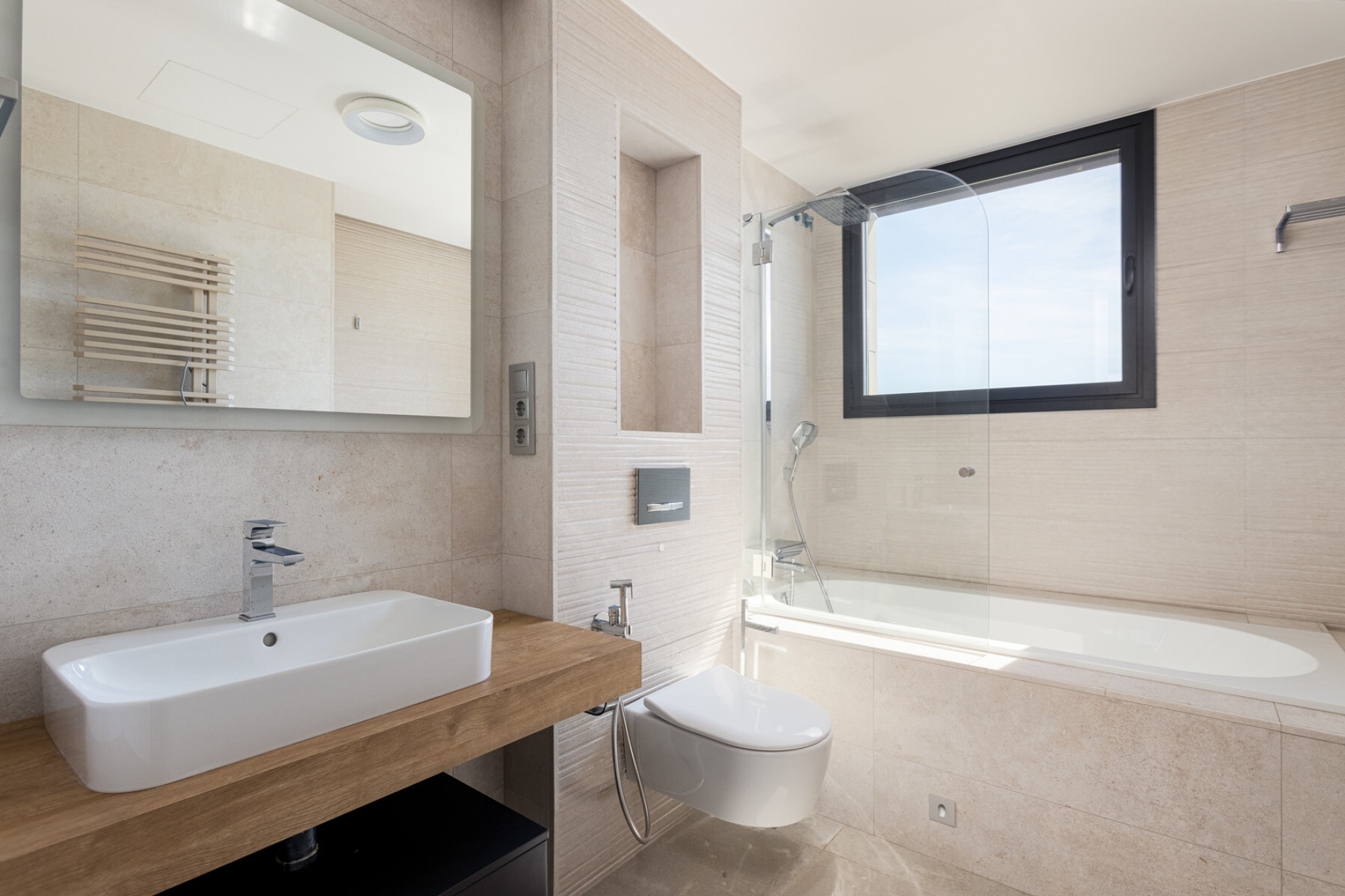  Exclusive contemporary style house, with sea views, in Montgat - 物件實景